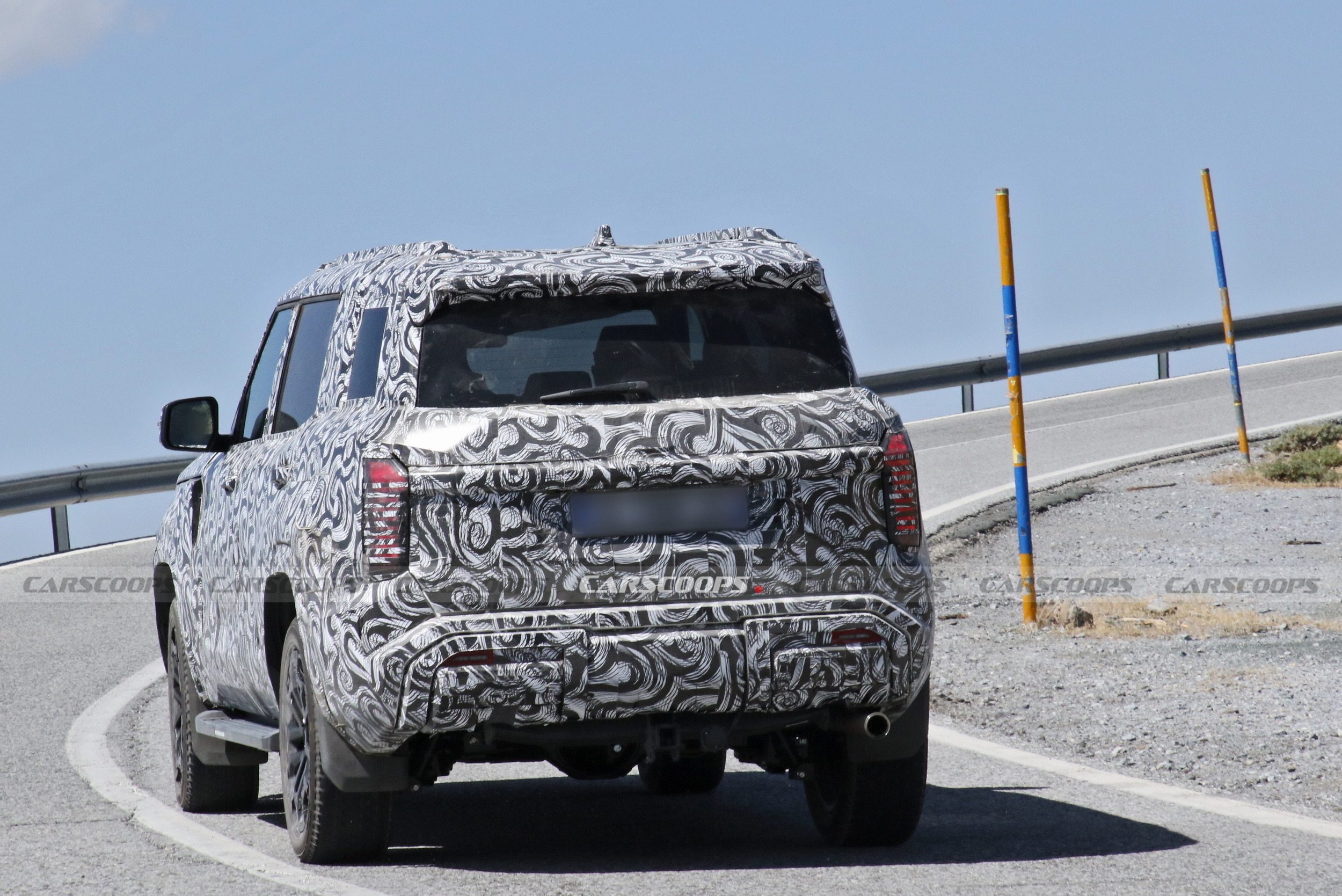 Mitsubishi Pajero Scoop (11)