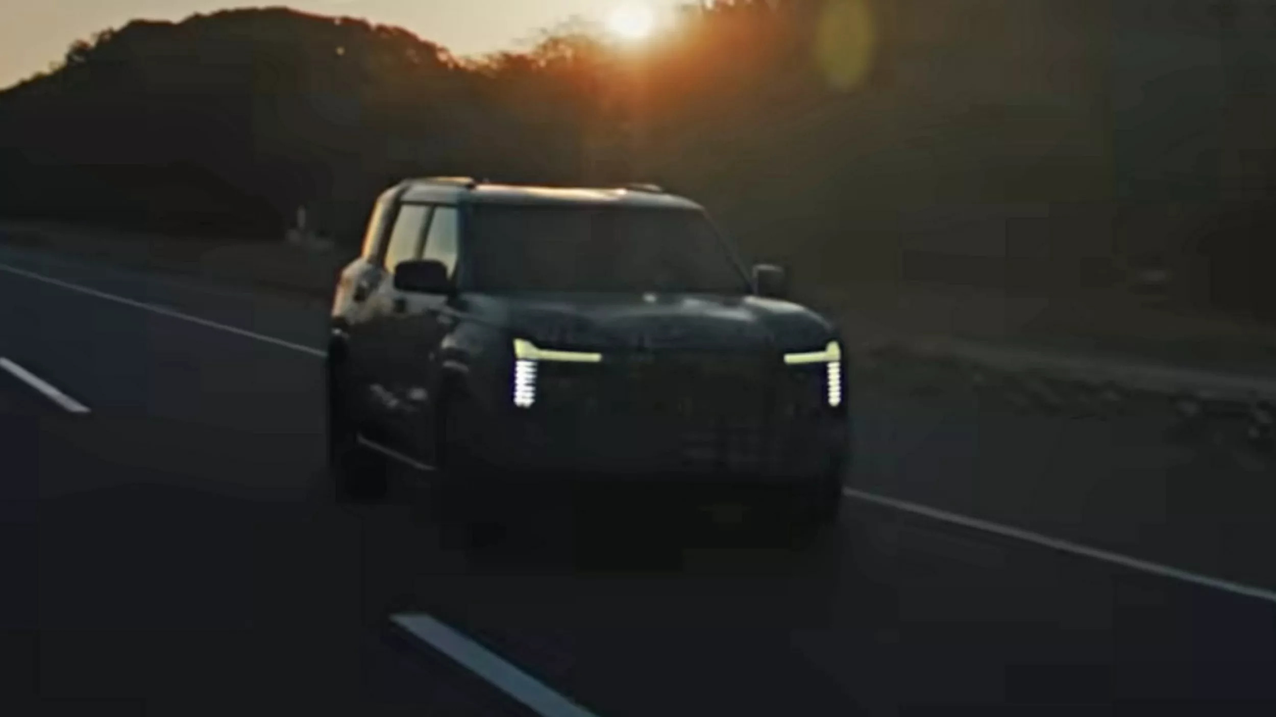 Mitsubishi-Pajero-Teaser-3