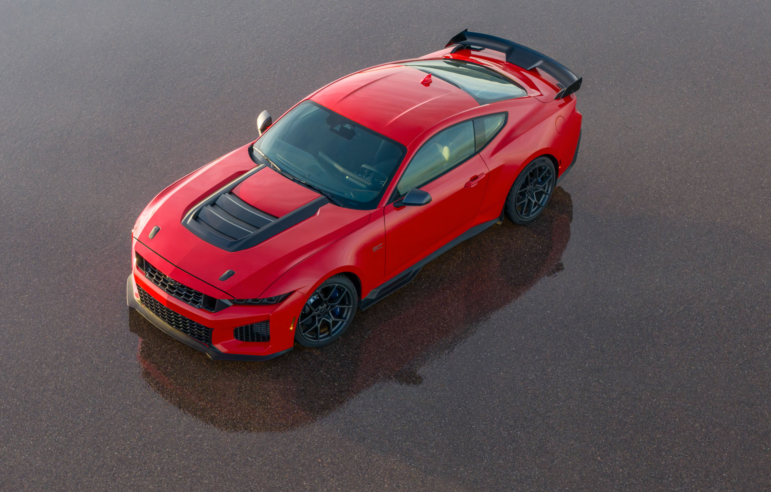 2026 Ford Mustang Dark Horse SC 00005