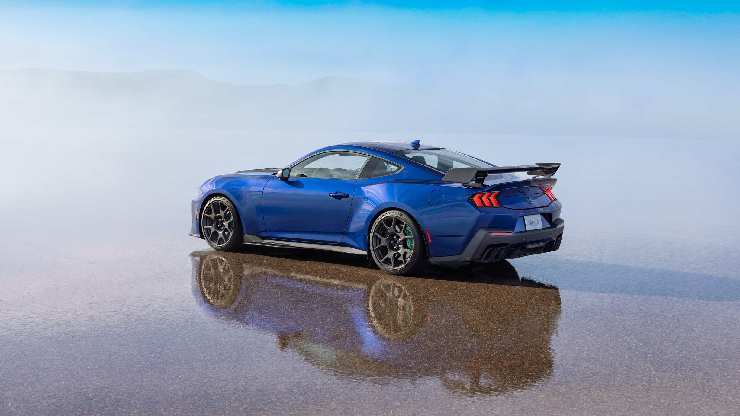 2026 Ford Mustang Dark Horse SC 00028