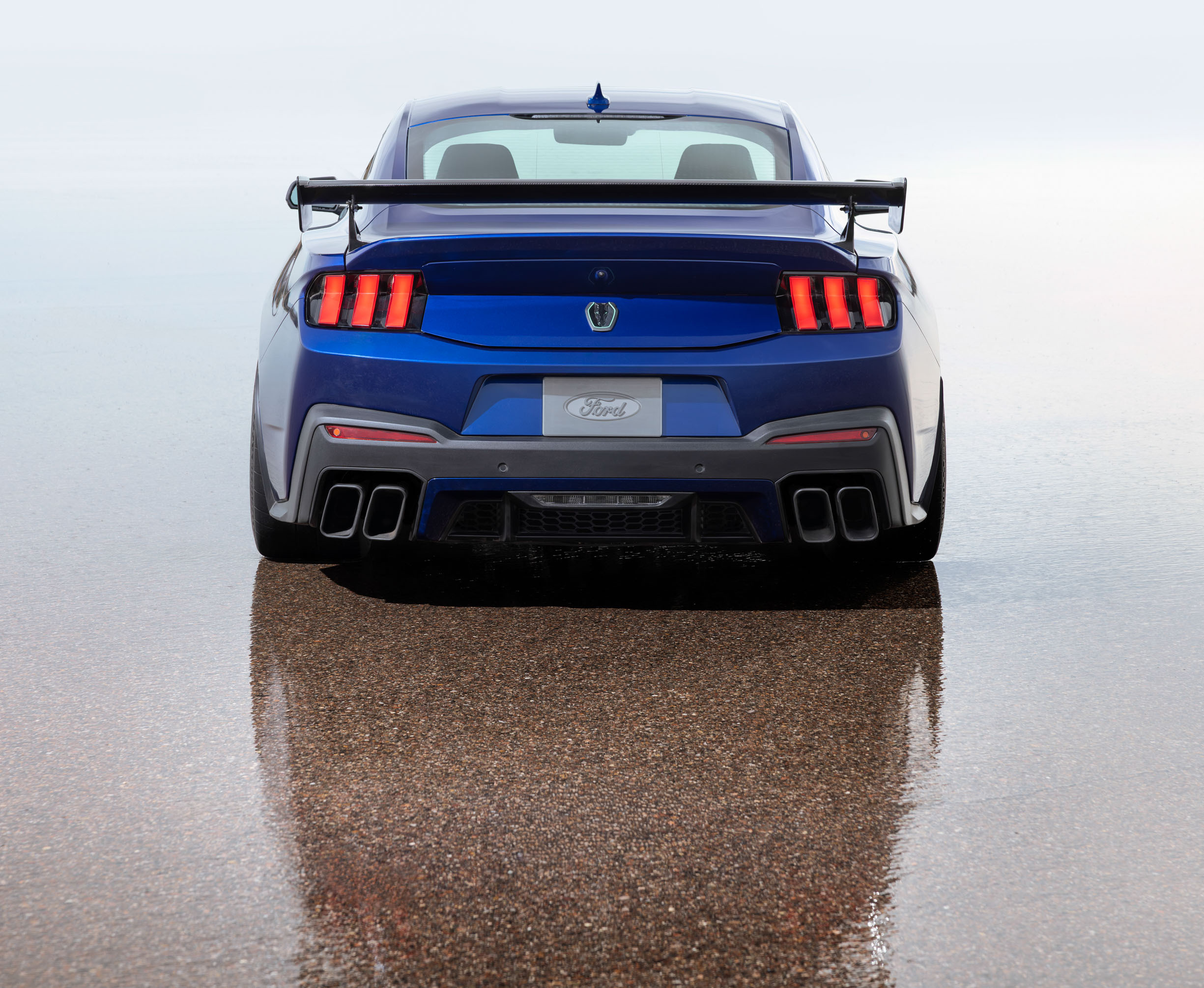 2026 Ford Mustang Dark Horse SC 00030