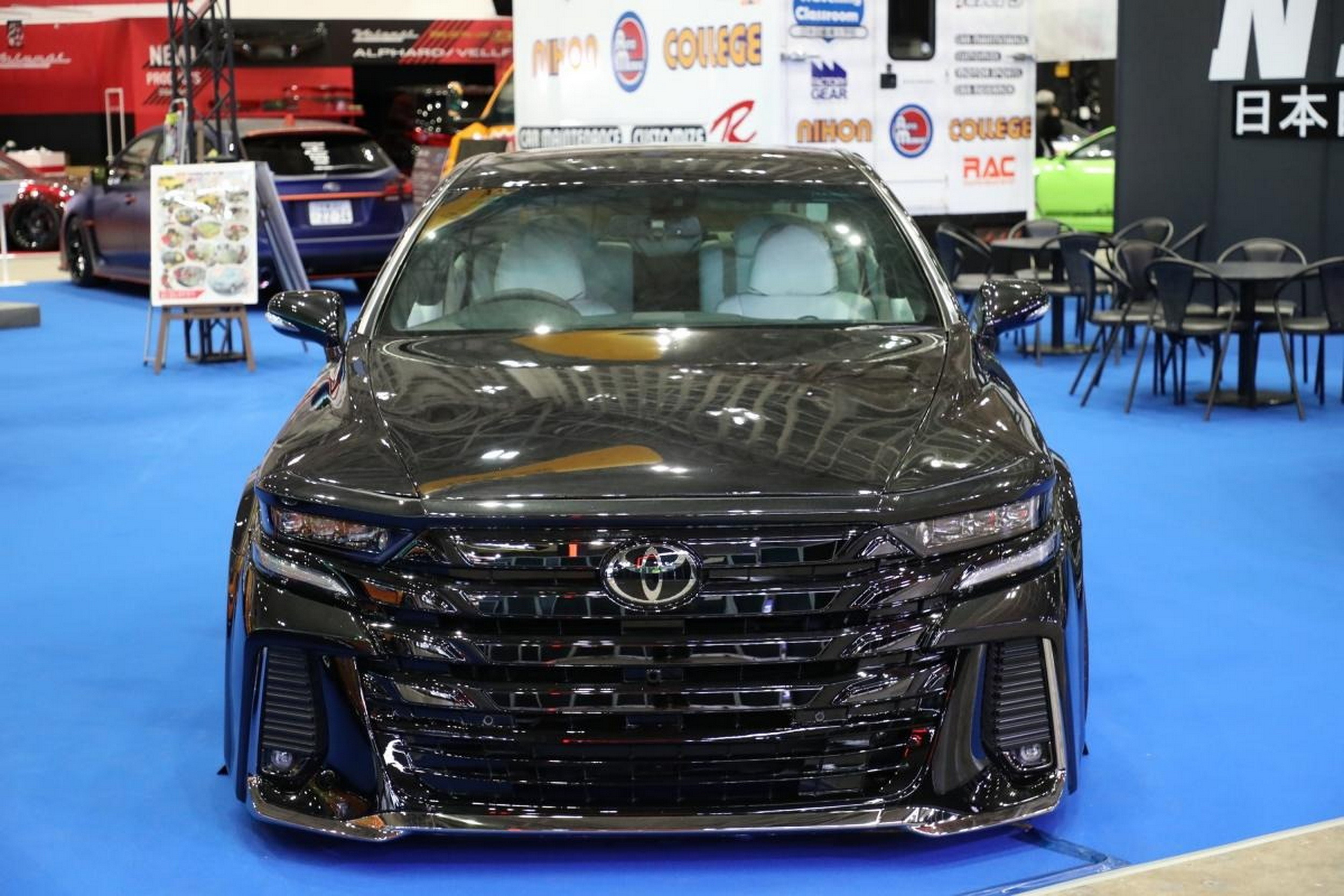 Toyota Vellfire Sedan - NATS (6)