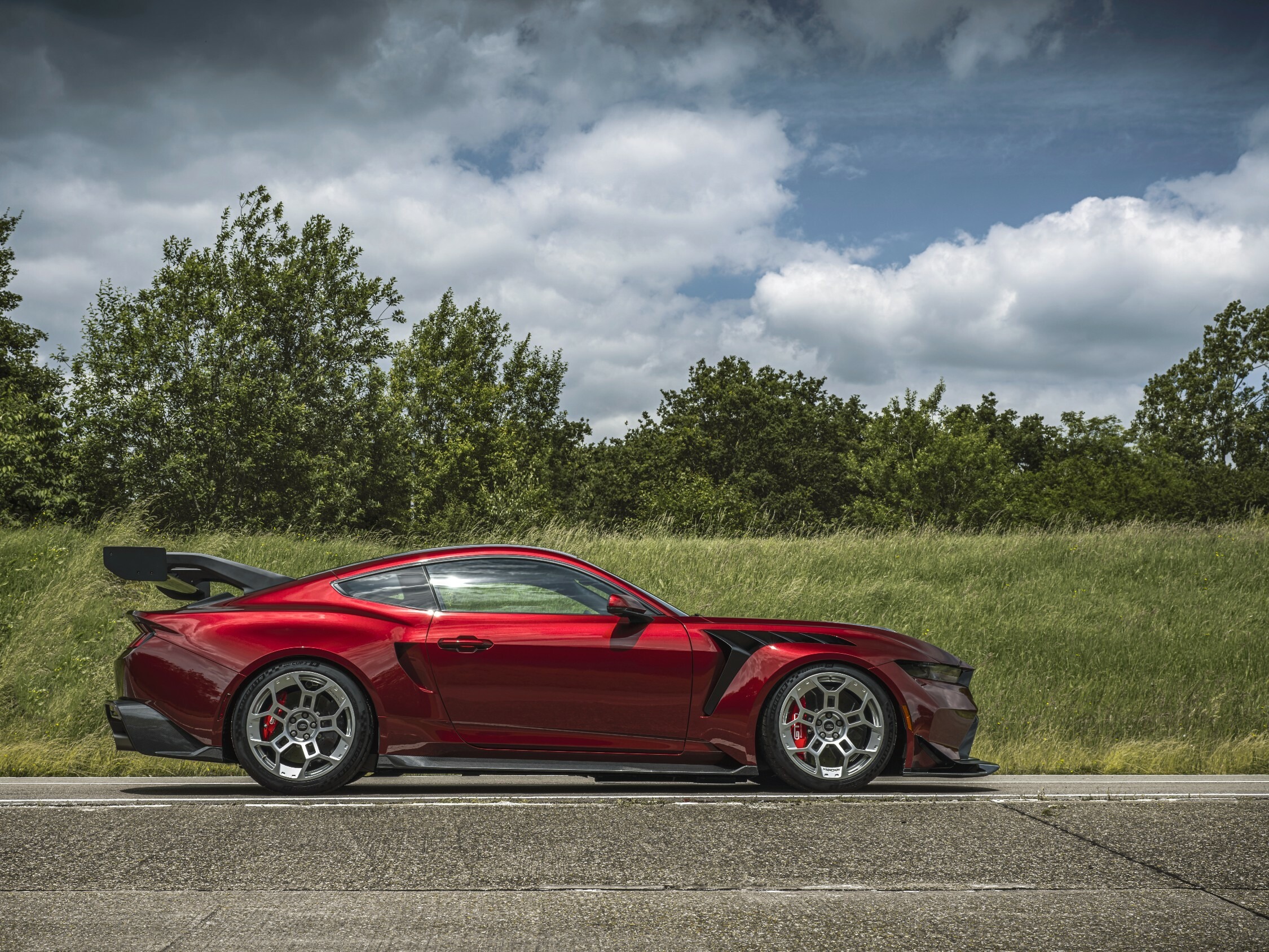 2025 Ford Mustang GTD_exterior_03