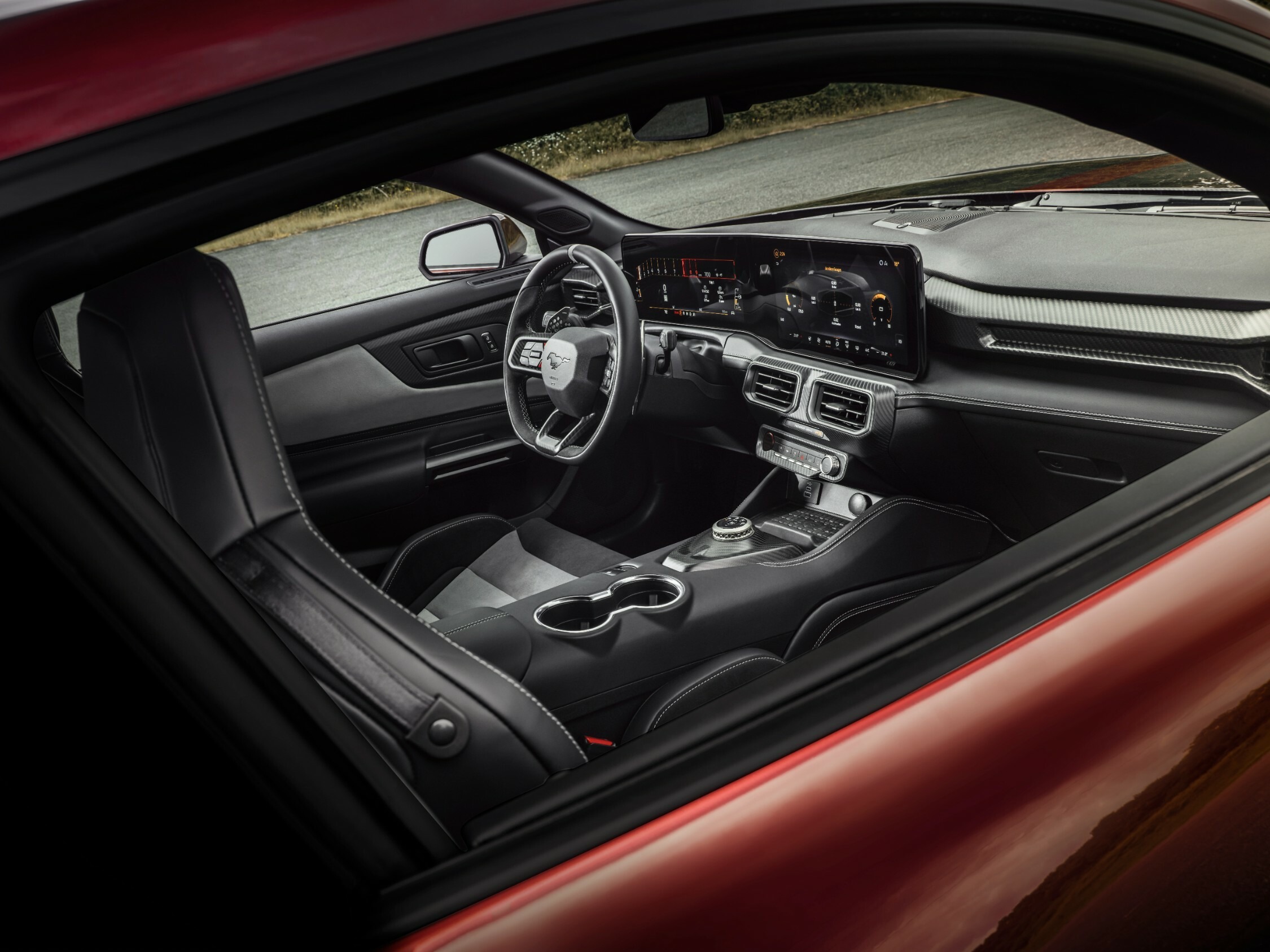 2025 Ford Mustang GTD_interior_01