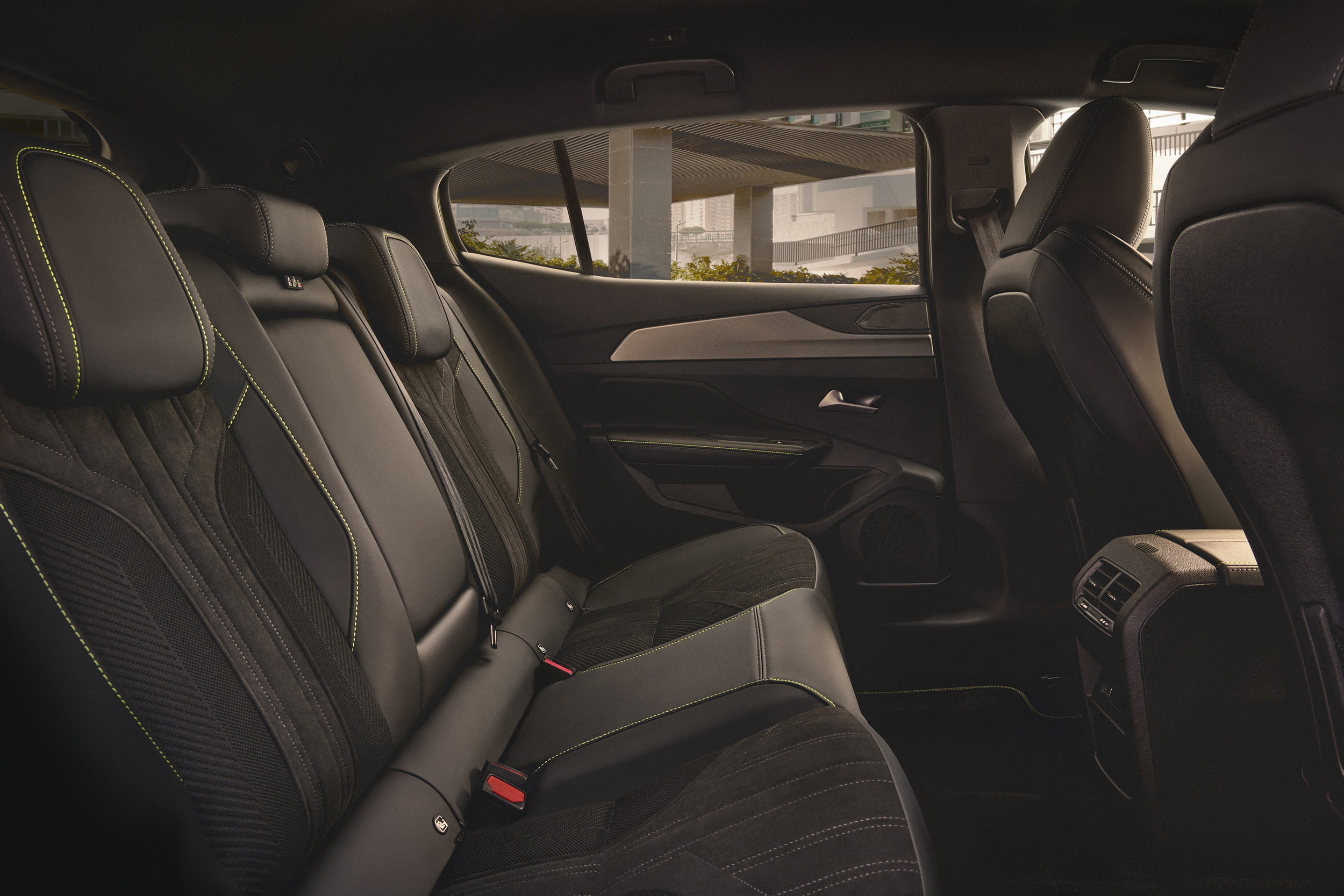 2026 Peugeot 408 (36)