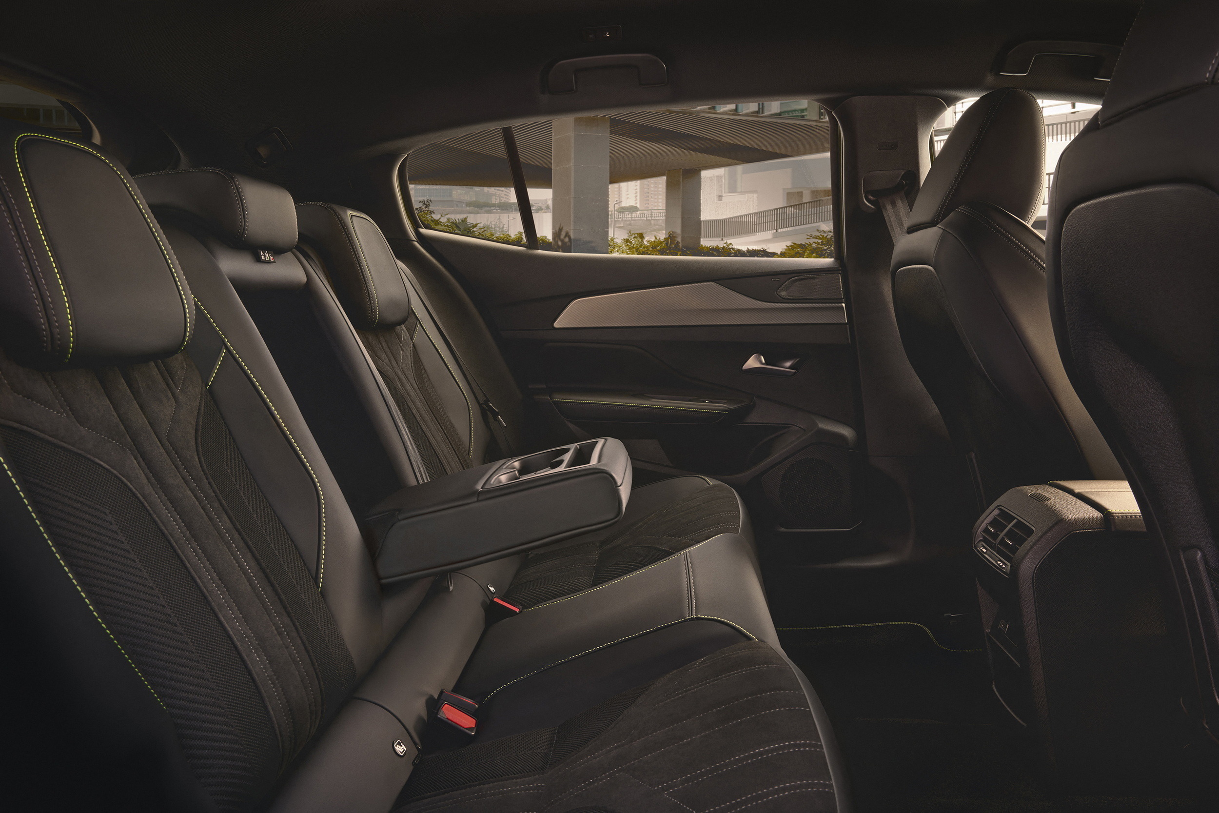 2026 Peugeot 408 (37)