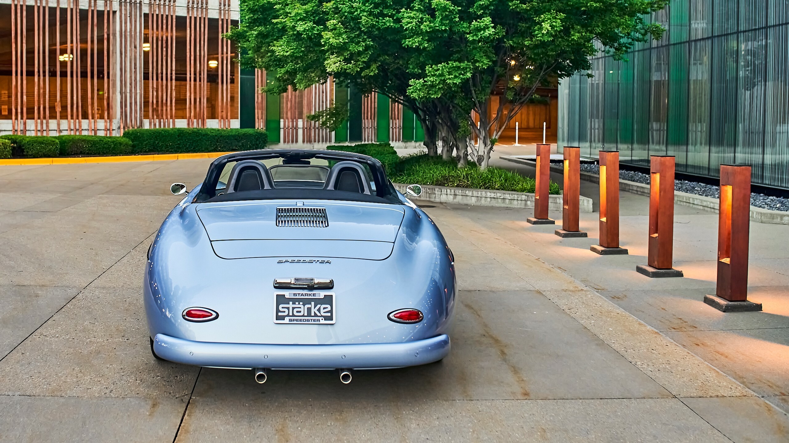 Starke Porsche 718 Speedster - 14