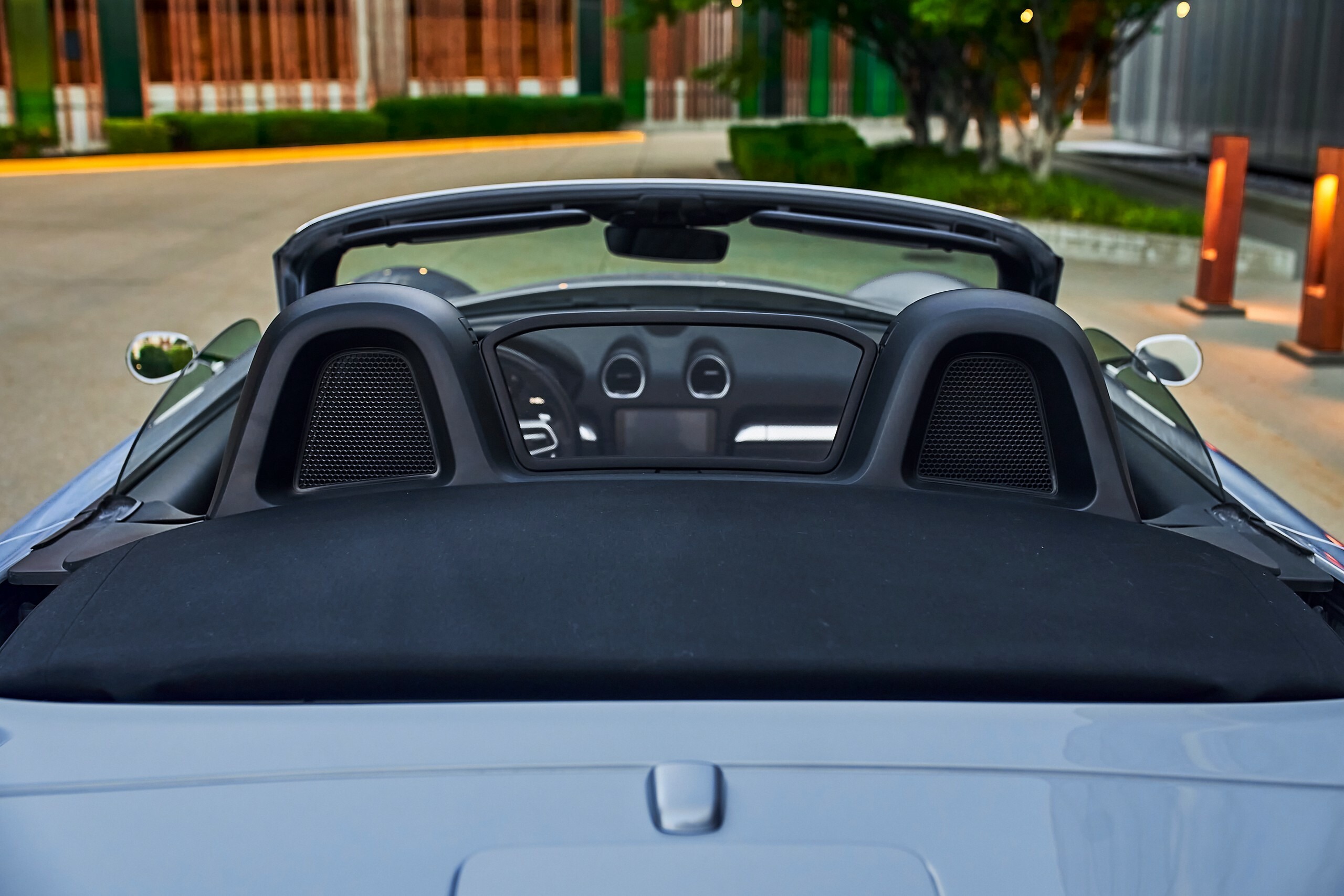 Starke Porsche 718 Speedster - 24