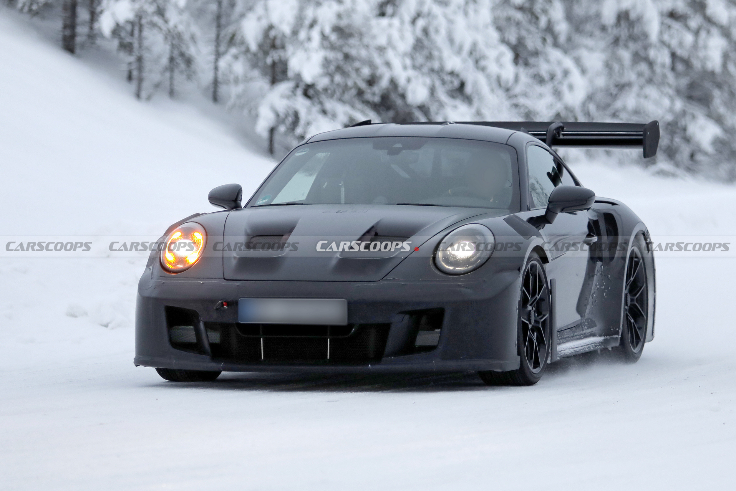 2027 Porsche 911 GT3 RS 122 10