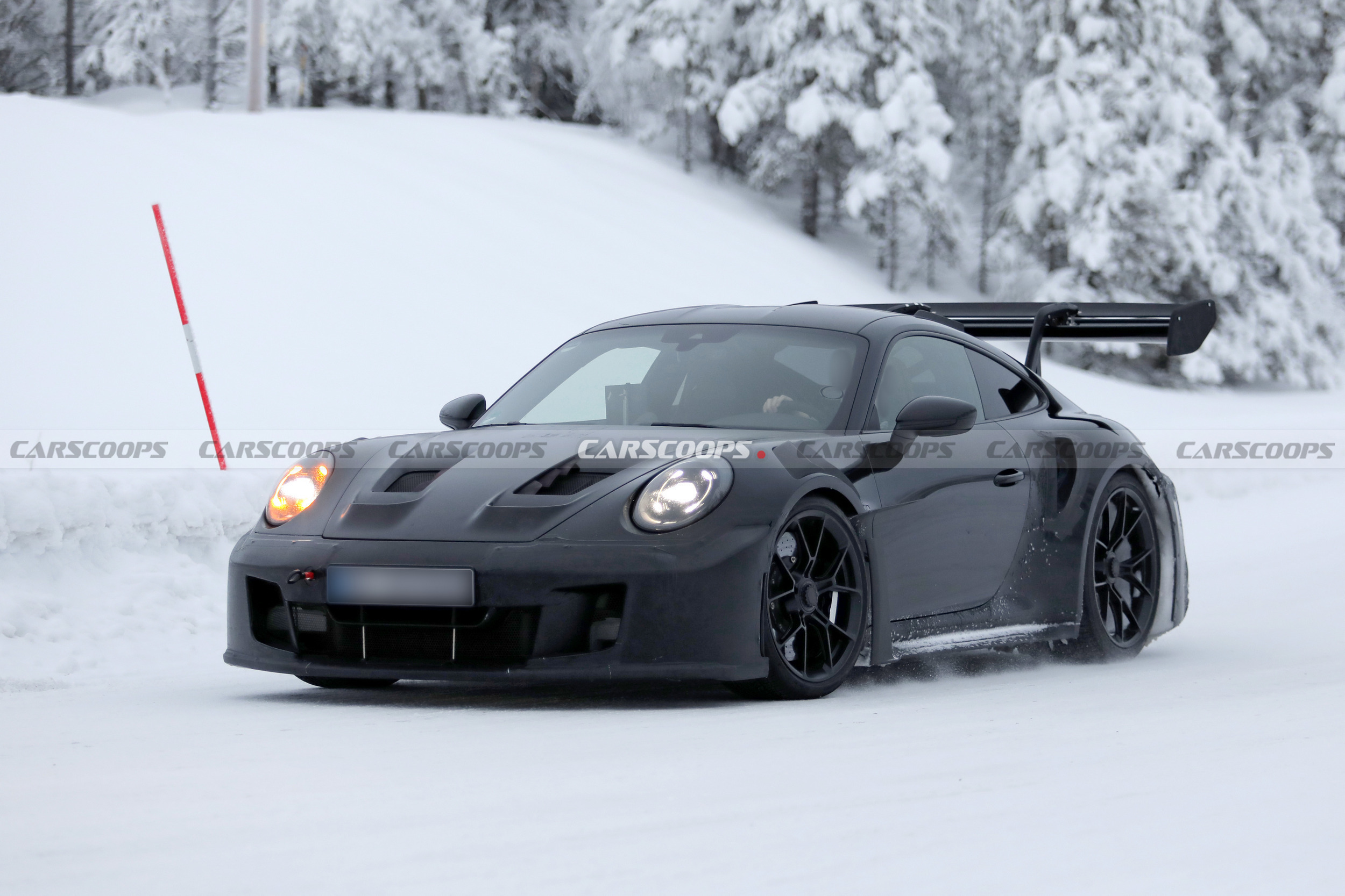 2027 Porsche 911 GT3 RS 122 11