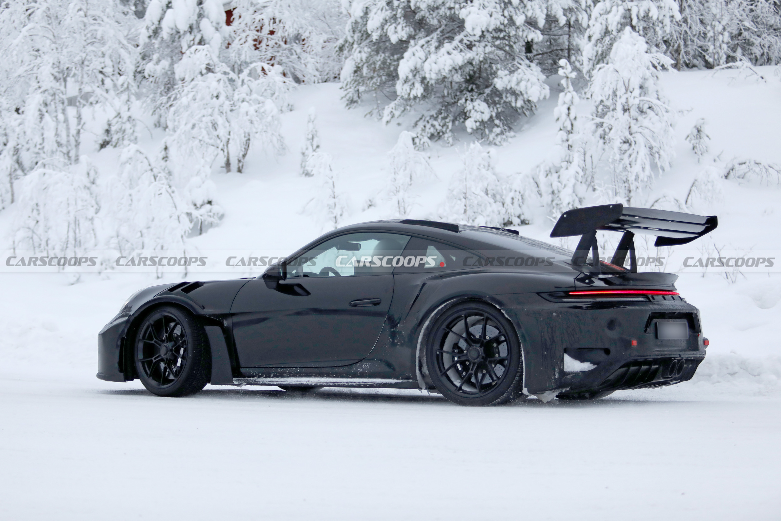 2027 Porsche 911 GT3 RS 122 15