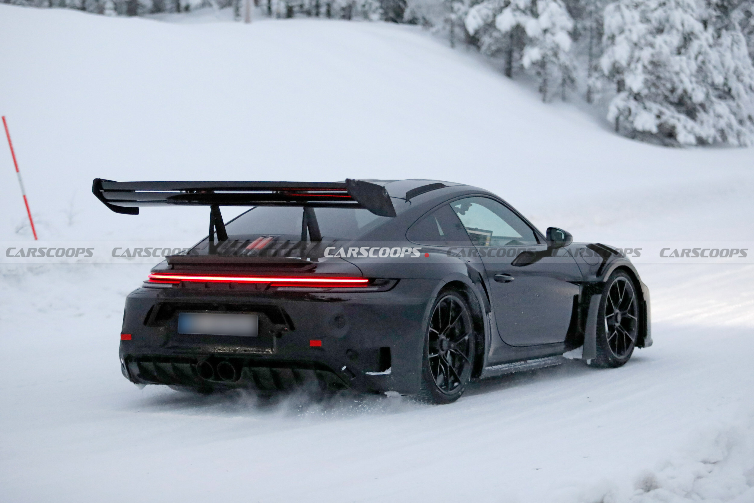 2027 Porsche 911 GT3 RS 122 6