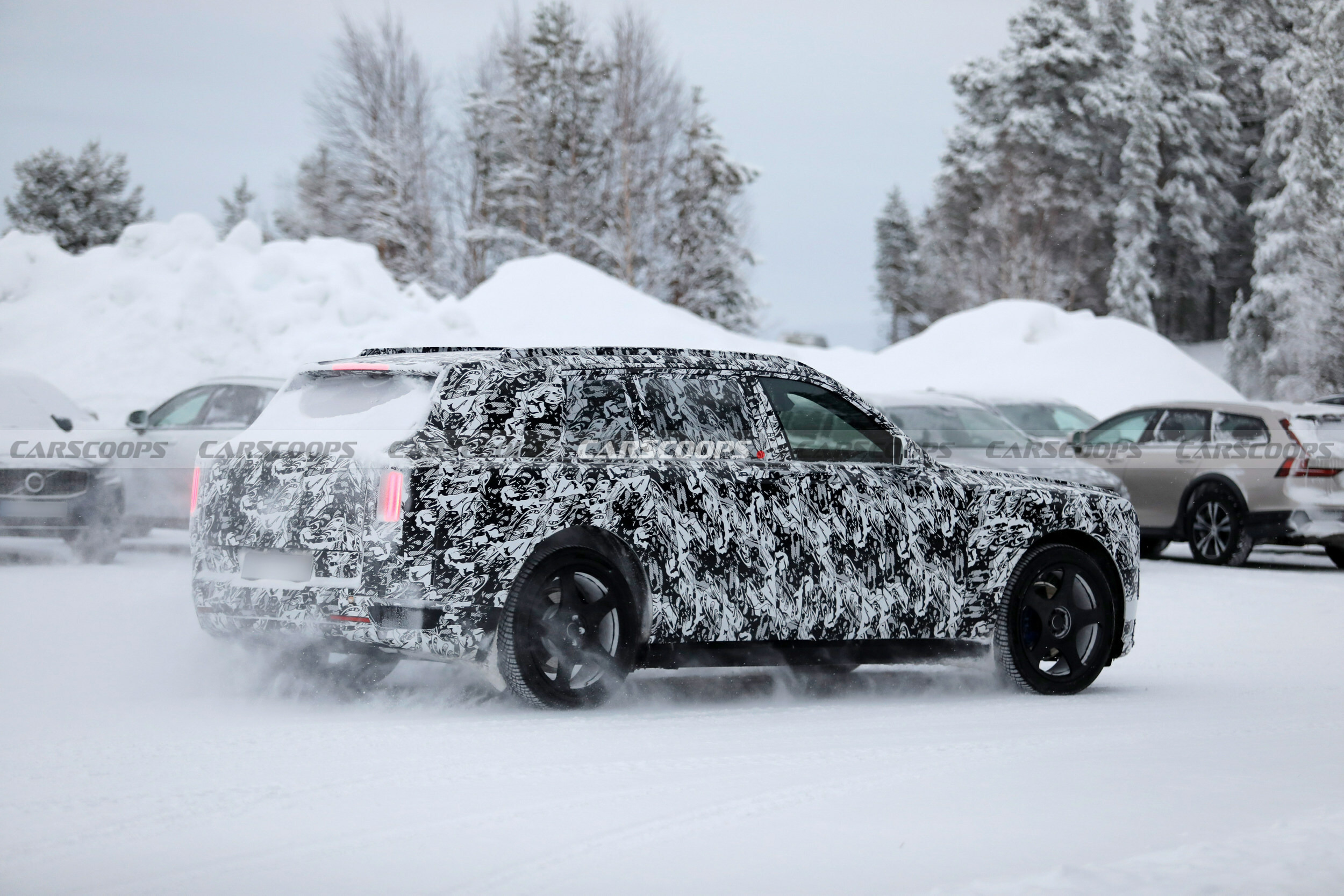 Rolls-Royce Cullinan EV 115 12