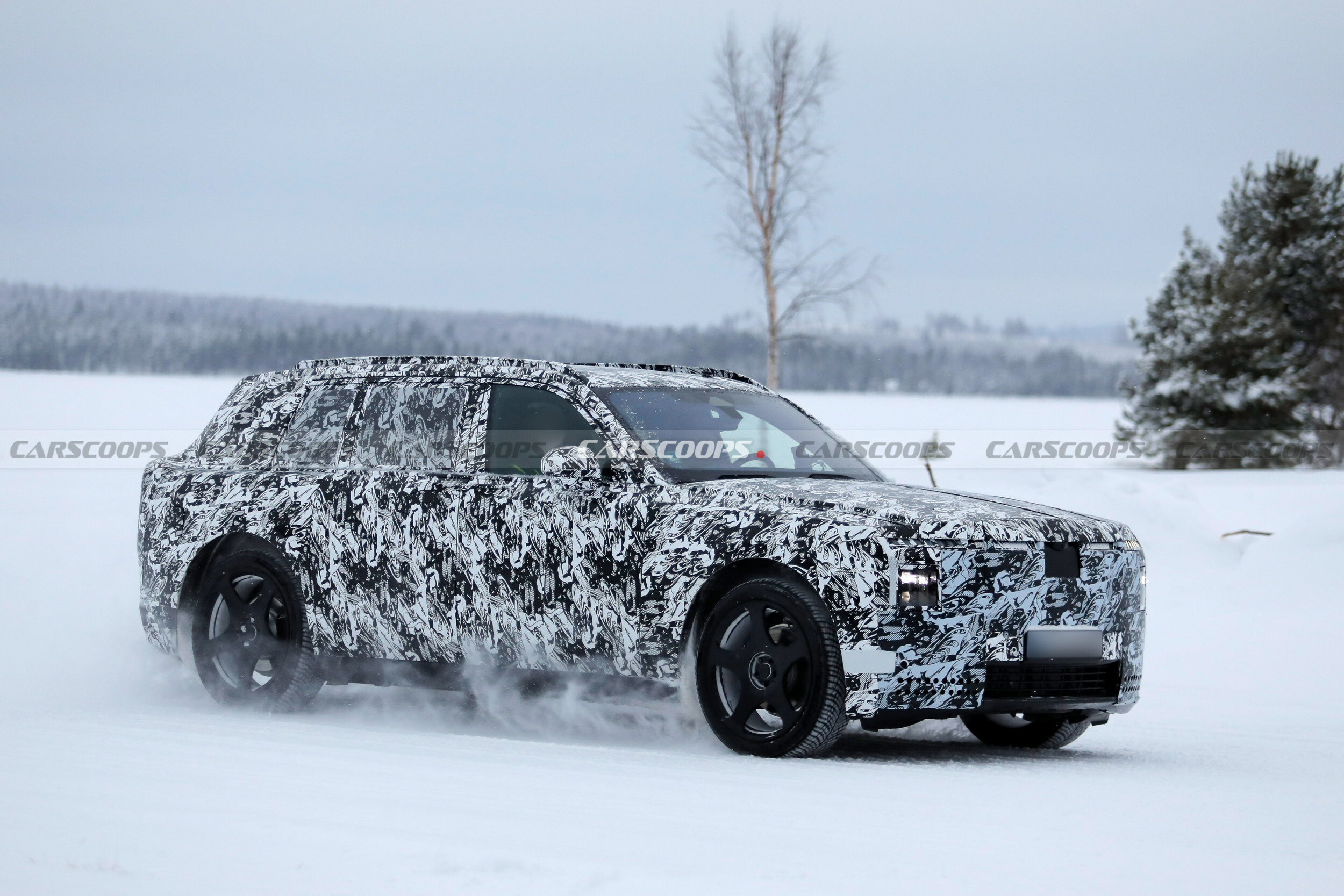 Rolls-Royce Cullinan EV 115 5