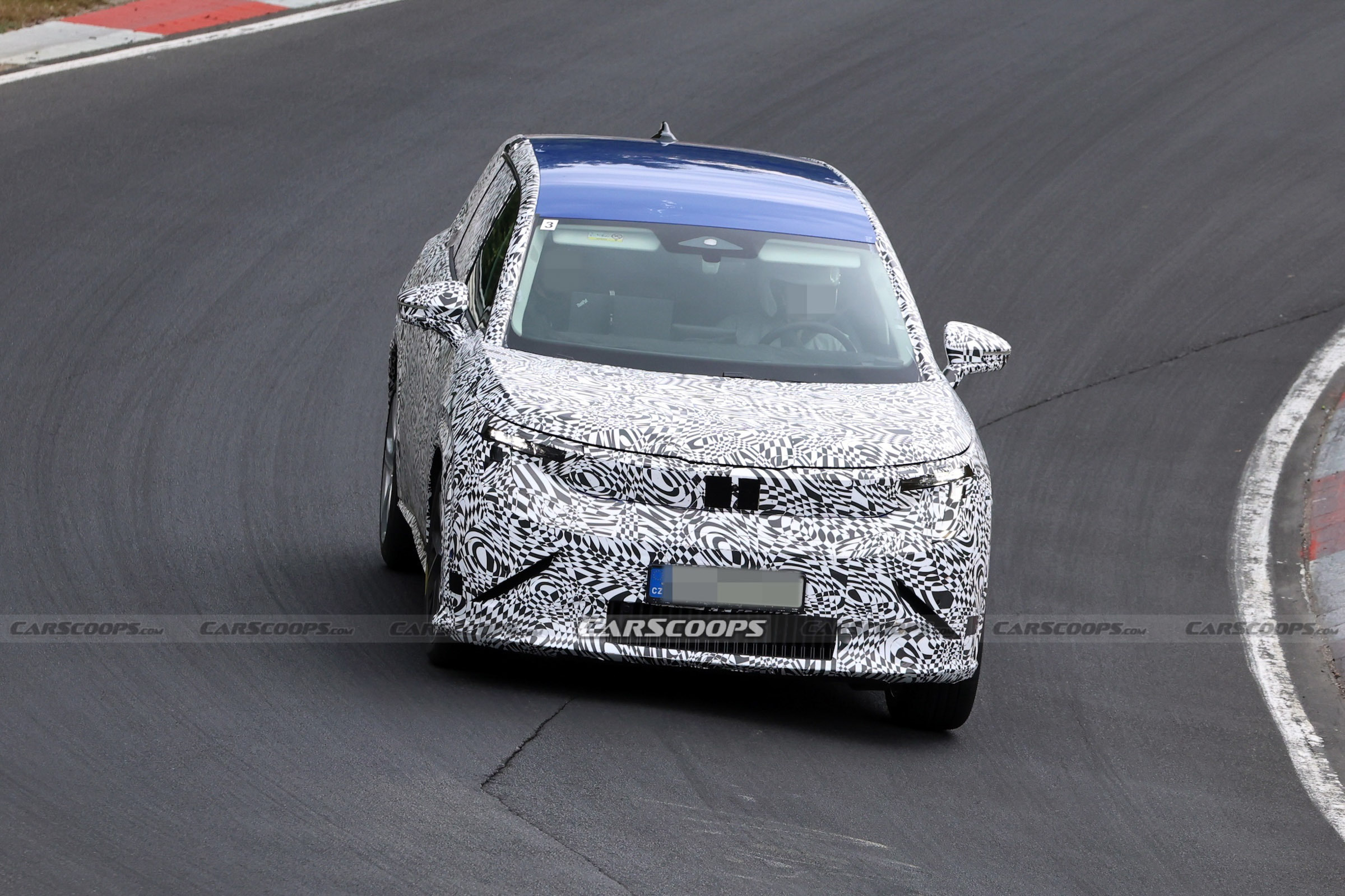 Skoda Vision 7S prototype 00003