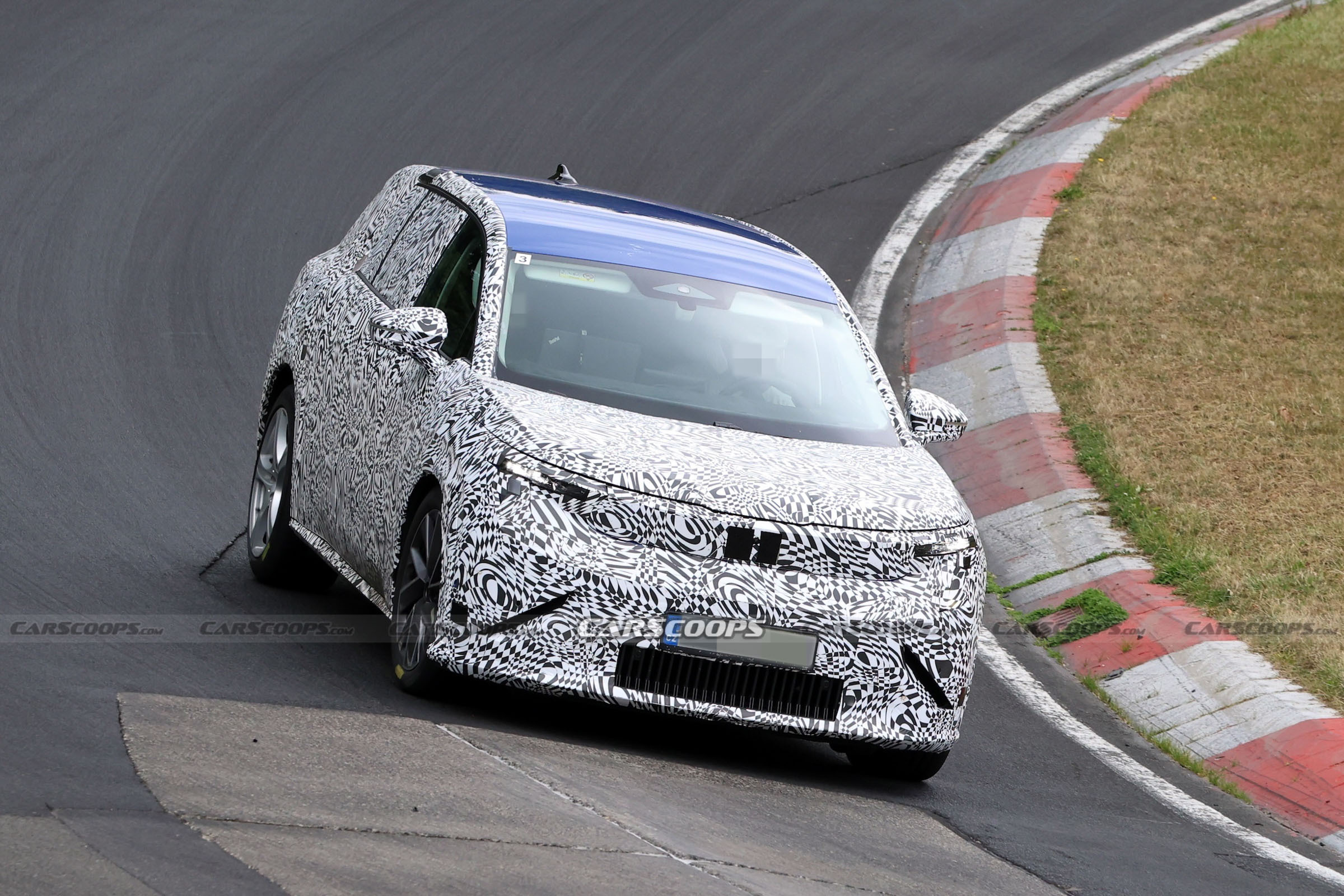 Skoda Vision 7S prototype 00005