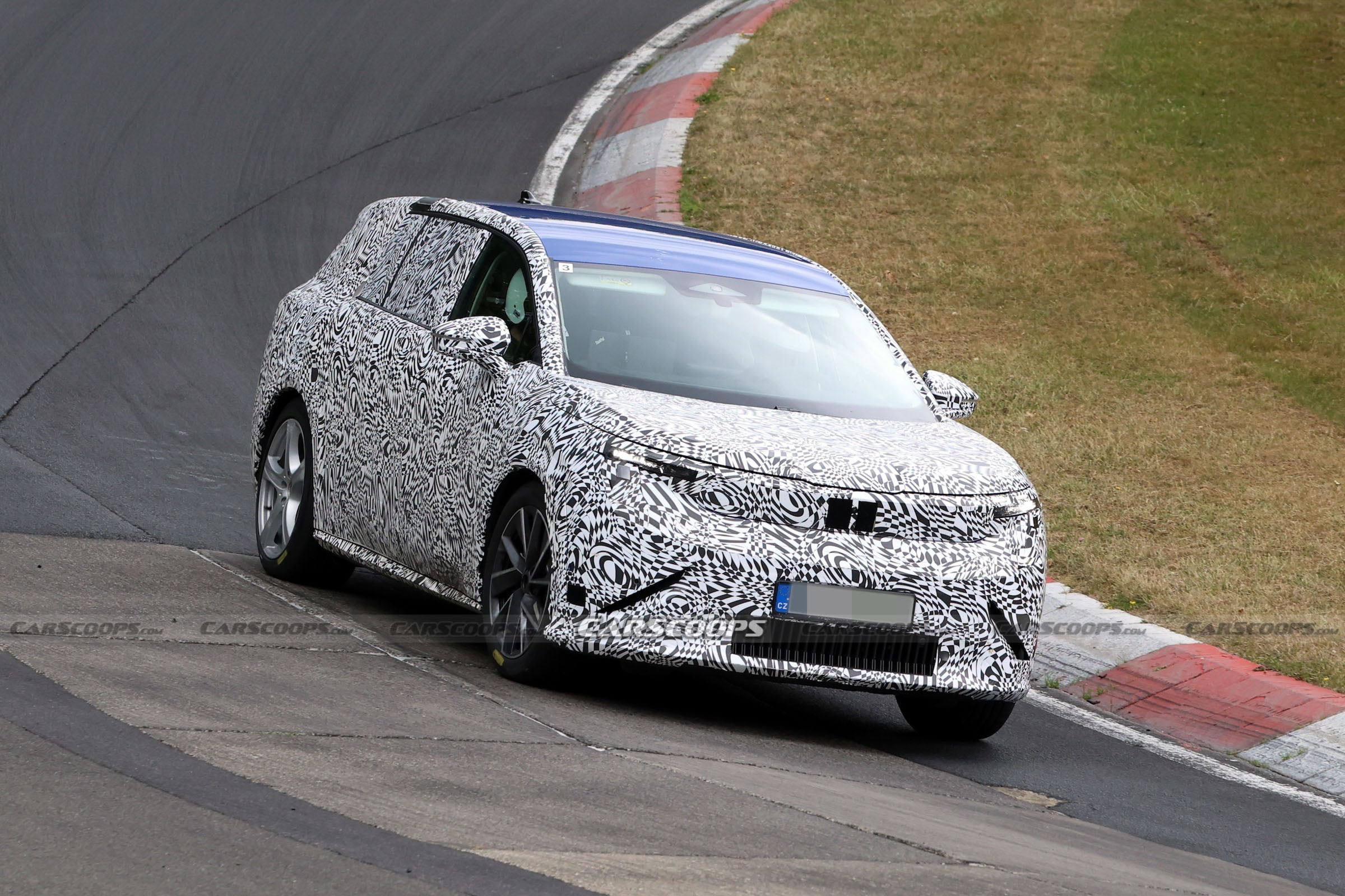 Skoda Vision 7S prototype 00007