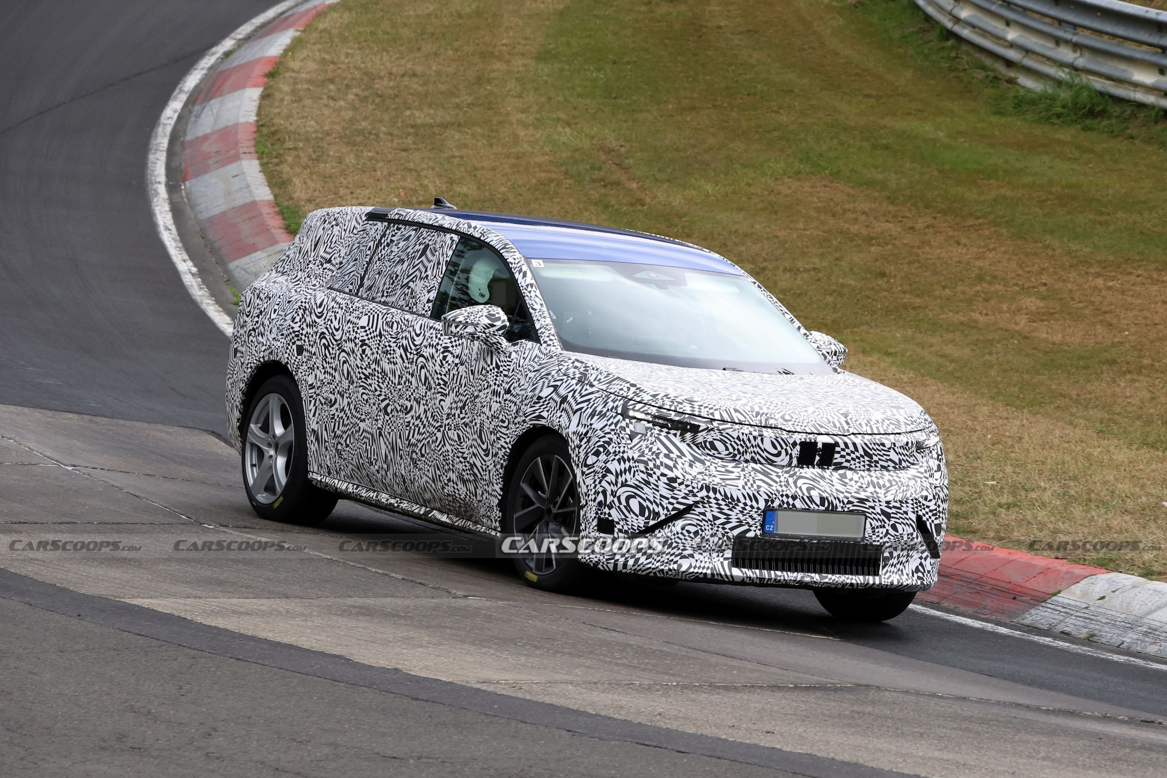Skoda Vision 7S prototype 00008