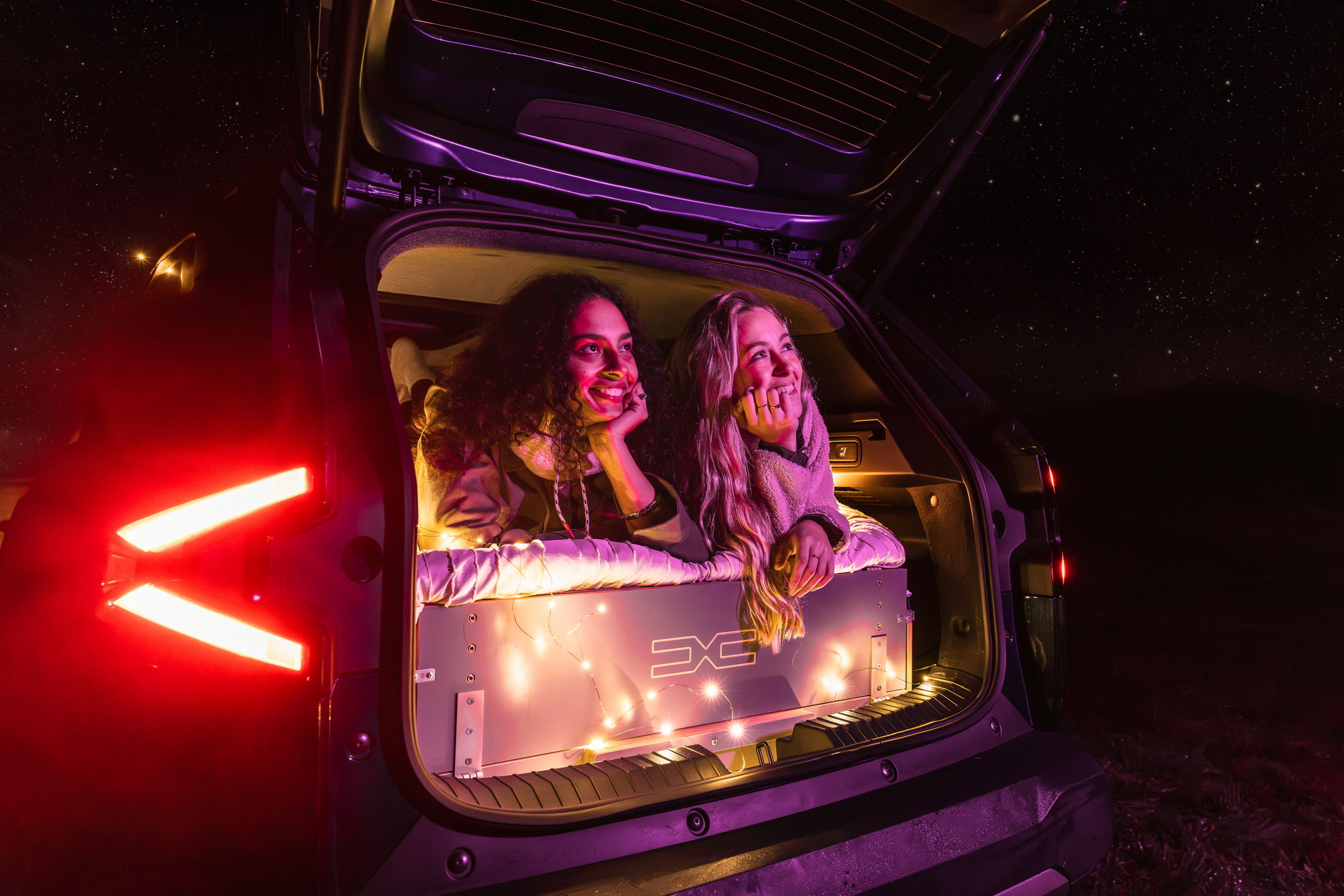 Dacia Bigster with Sleep Pack - Million Star Hotel (13)