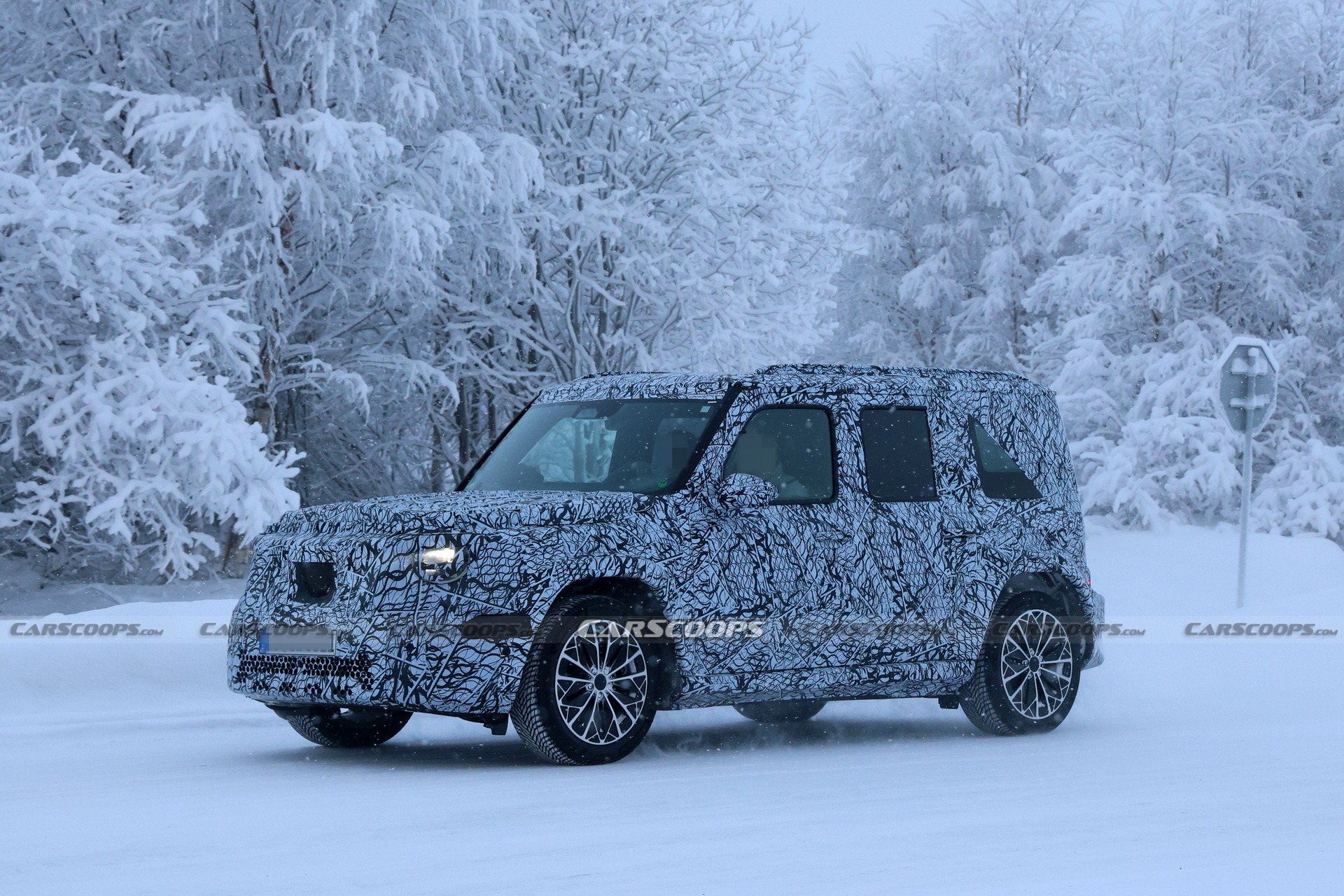 Mercedes-Benz Baby G-Class Scoop - 5
