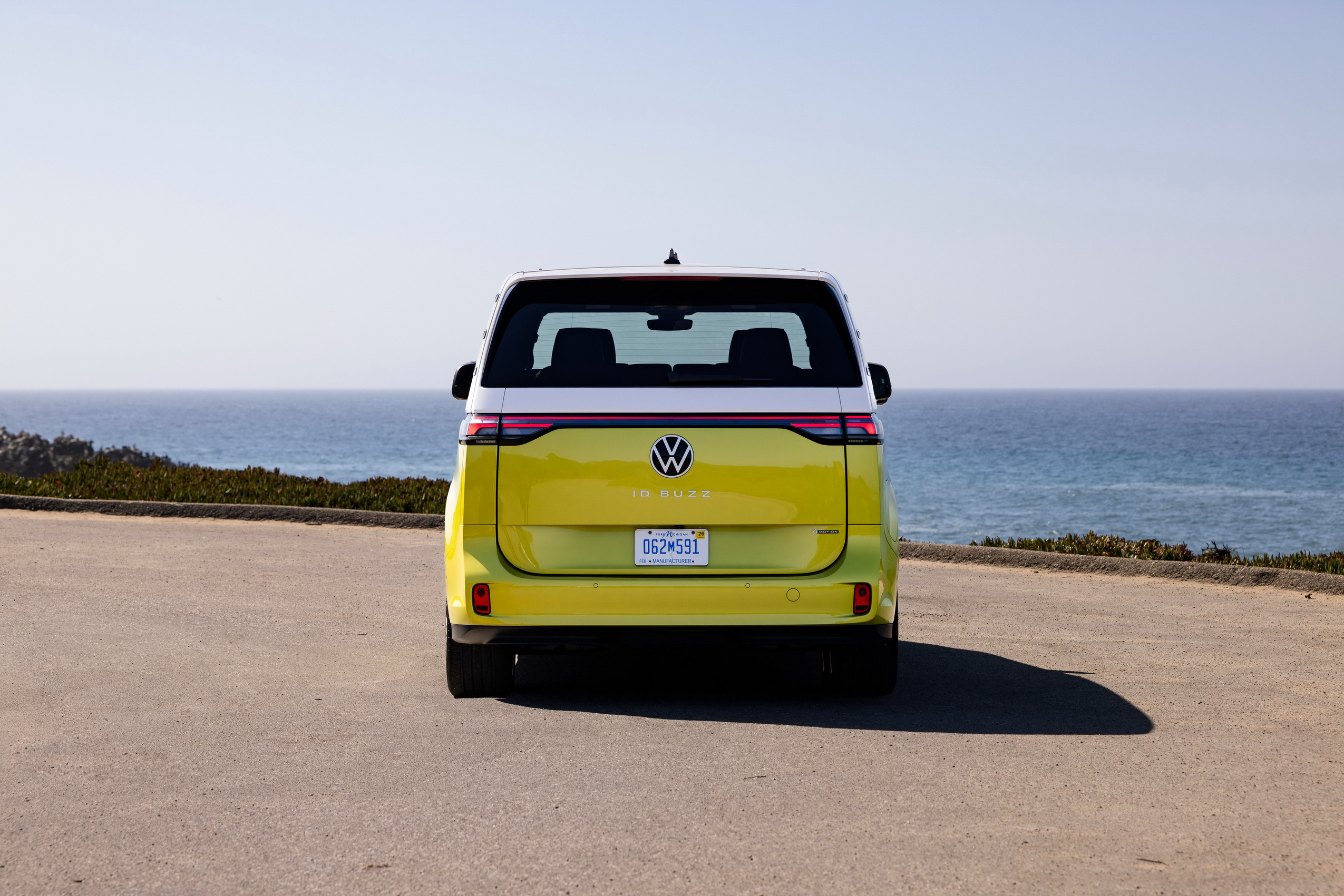 2025 VW ID BUZZ USA 0003