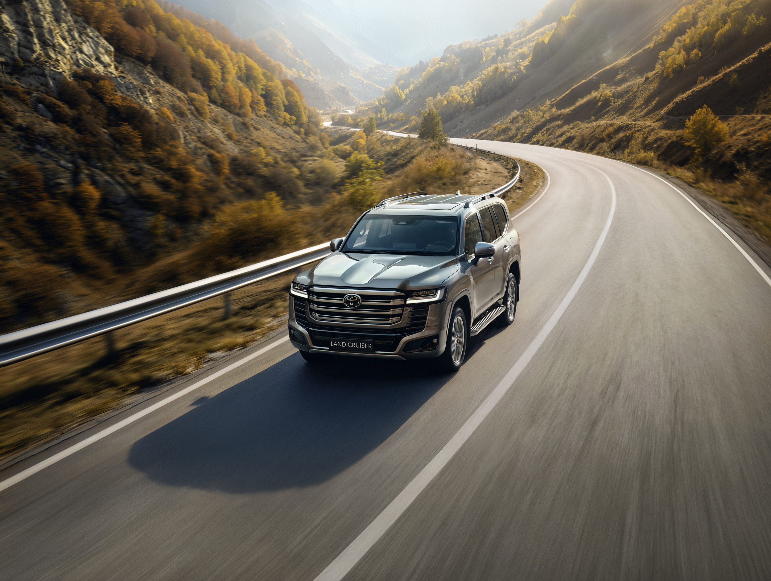 2026 Toyota Land Cruiser 300 Hybrid (4)