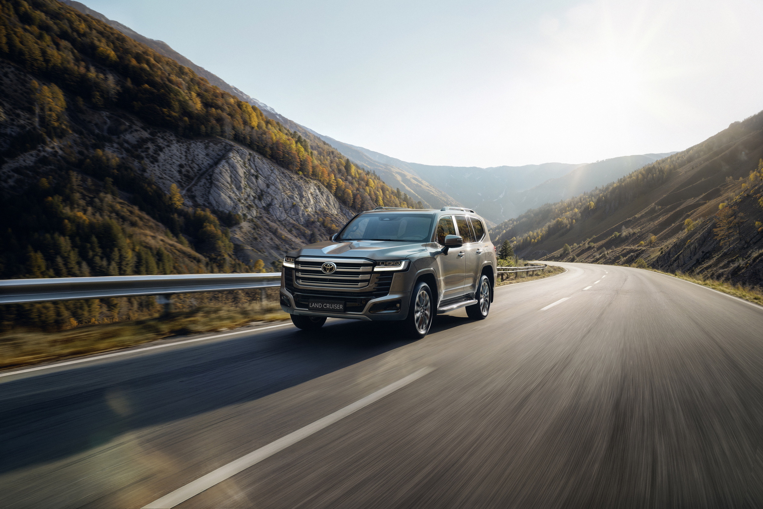 2026 Toyota Land Cruiser 300 Hybrid (5)