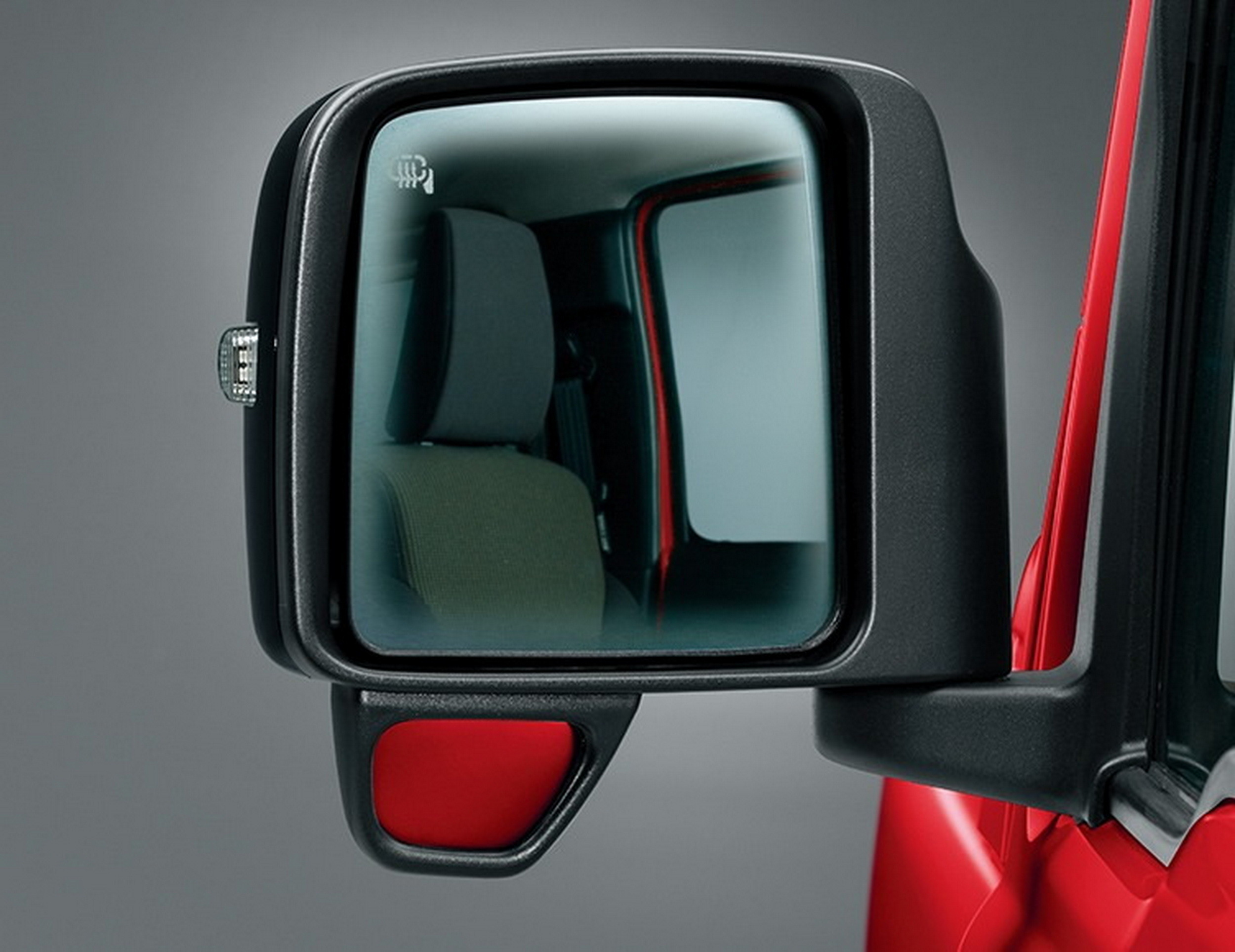 2026 Suzuki Jimny Nomade - Japan (23)