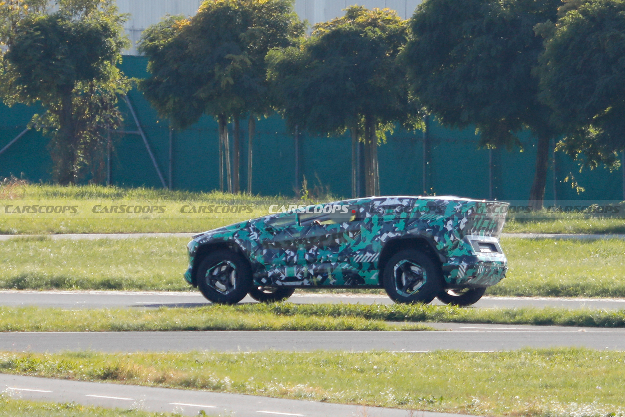 Ceer SUV 0107 14