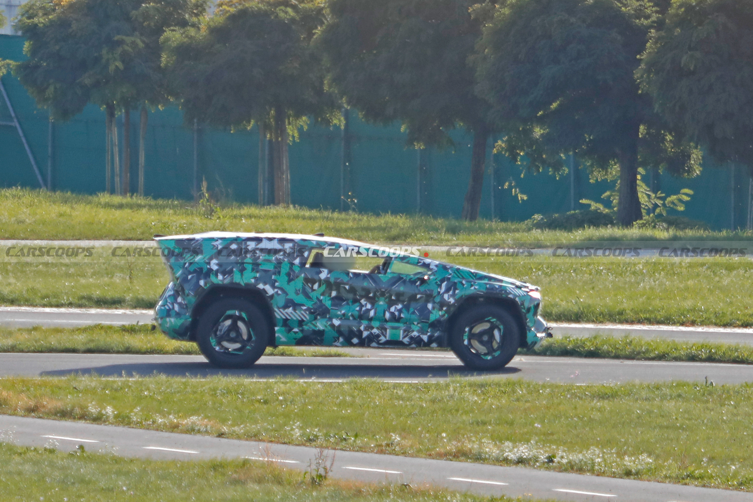Ceer SUV 0107 8
