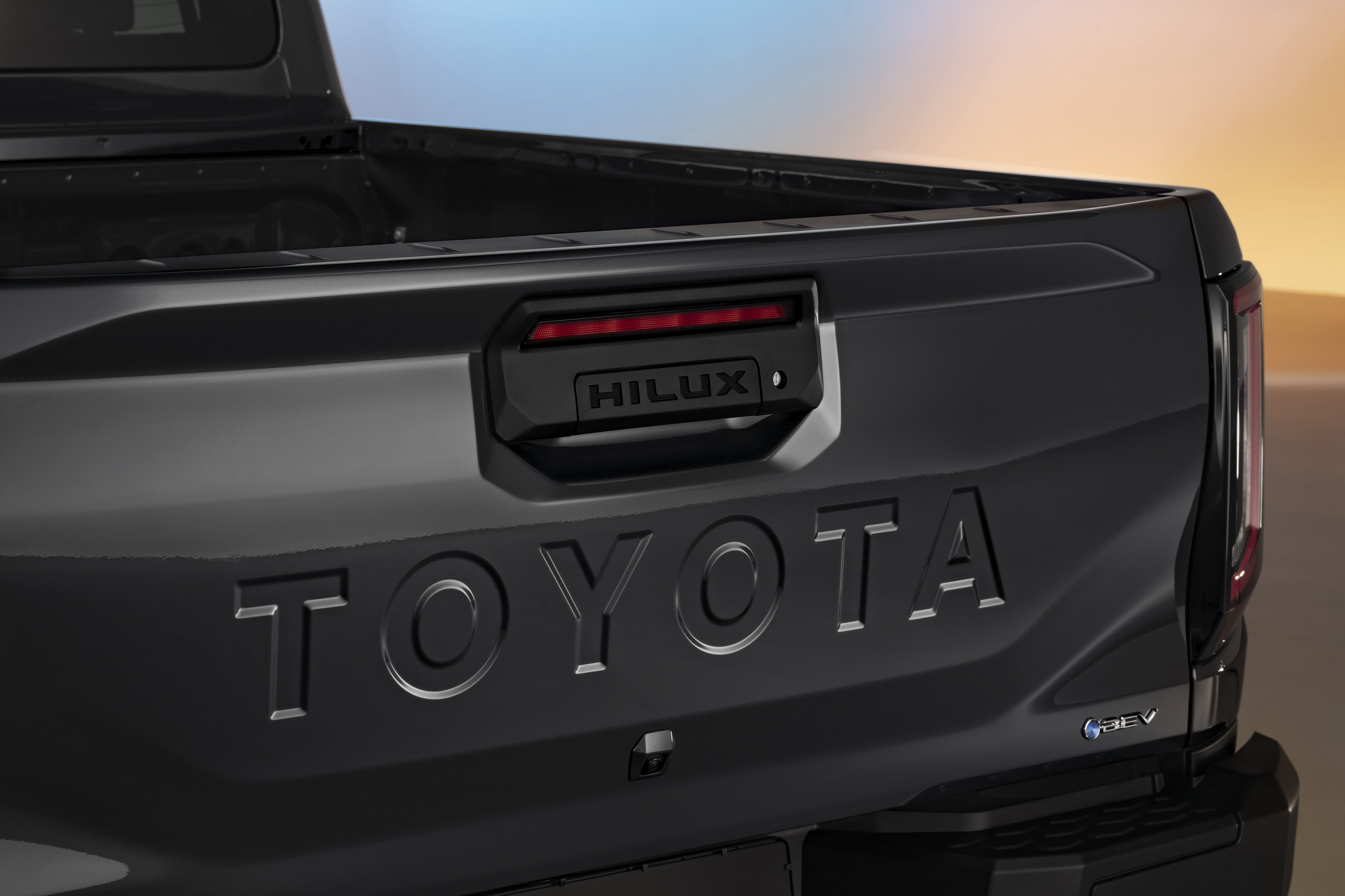 2026-TOYOTA-Hilux-BEV-EXT-02