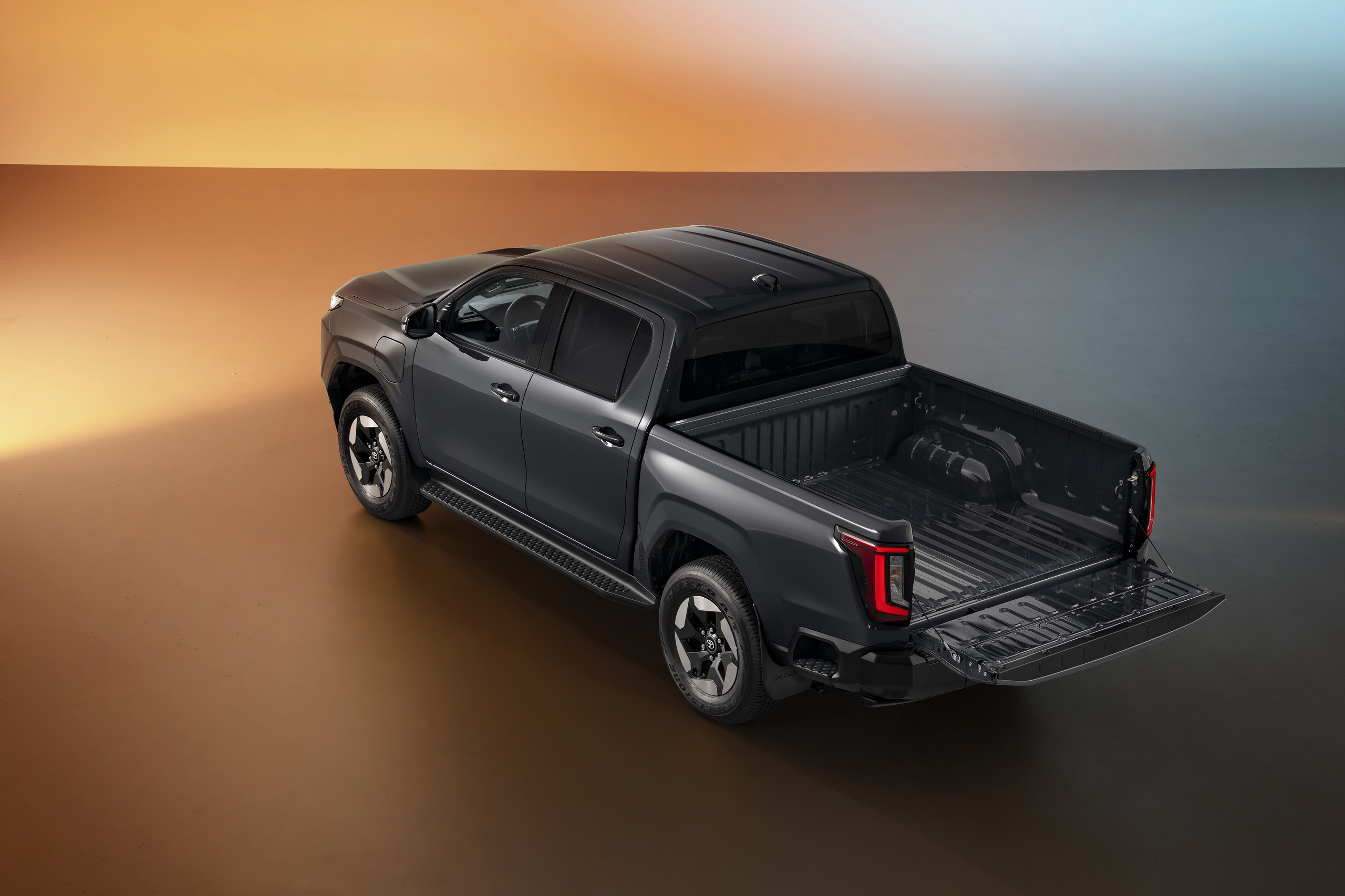 2026-TOYOTA-Hilux-BEV-HERO-13