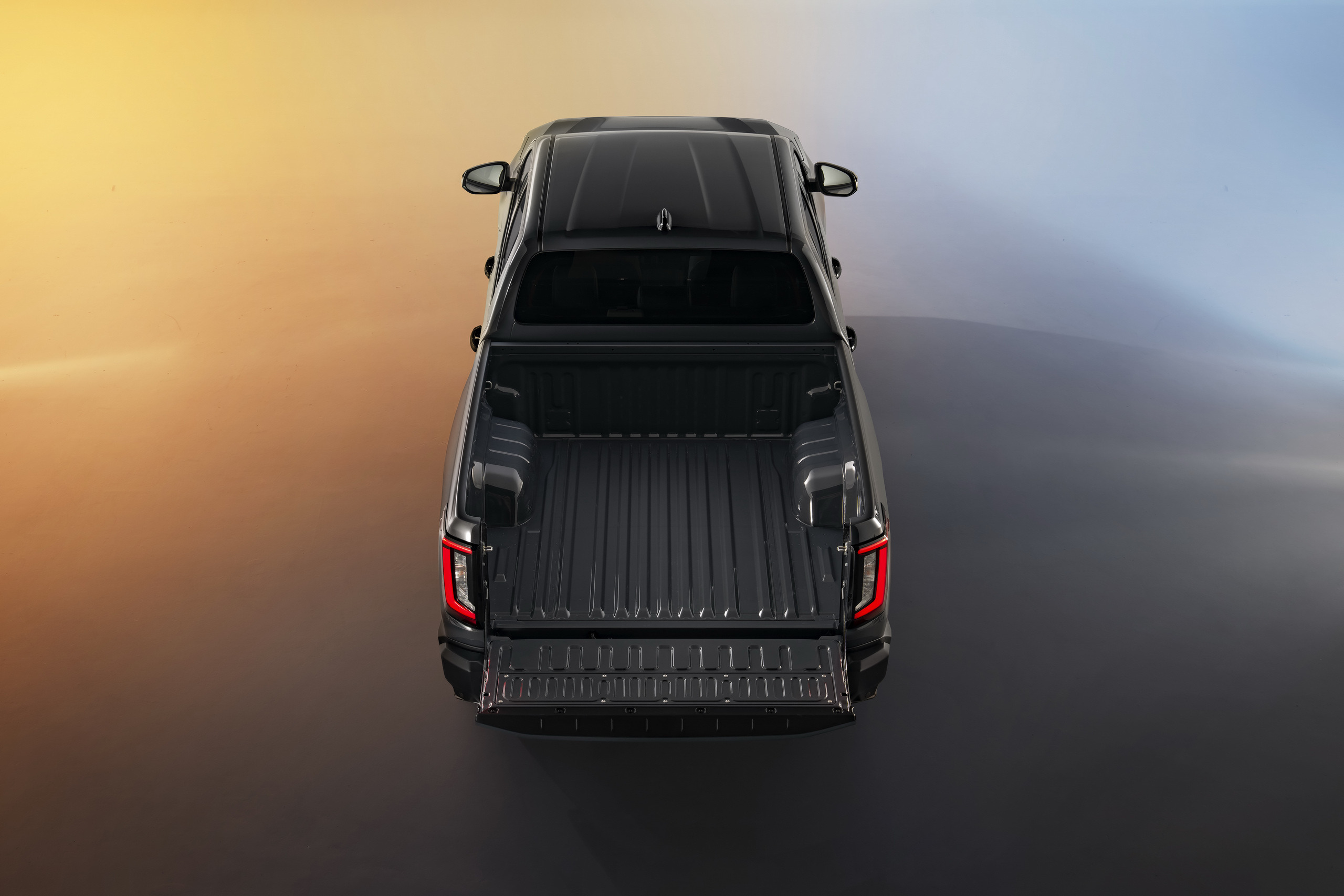 2026-TOYOTA-Hilux-BEV-HERO-15