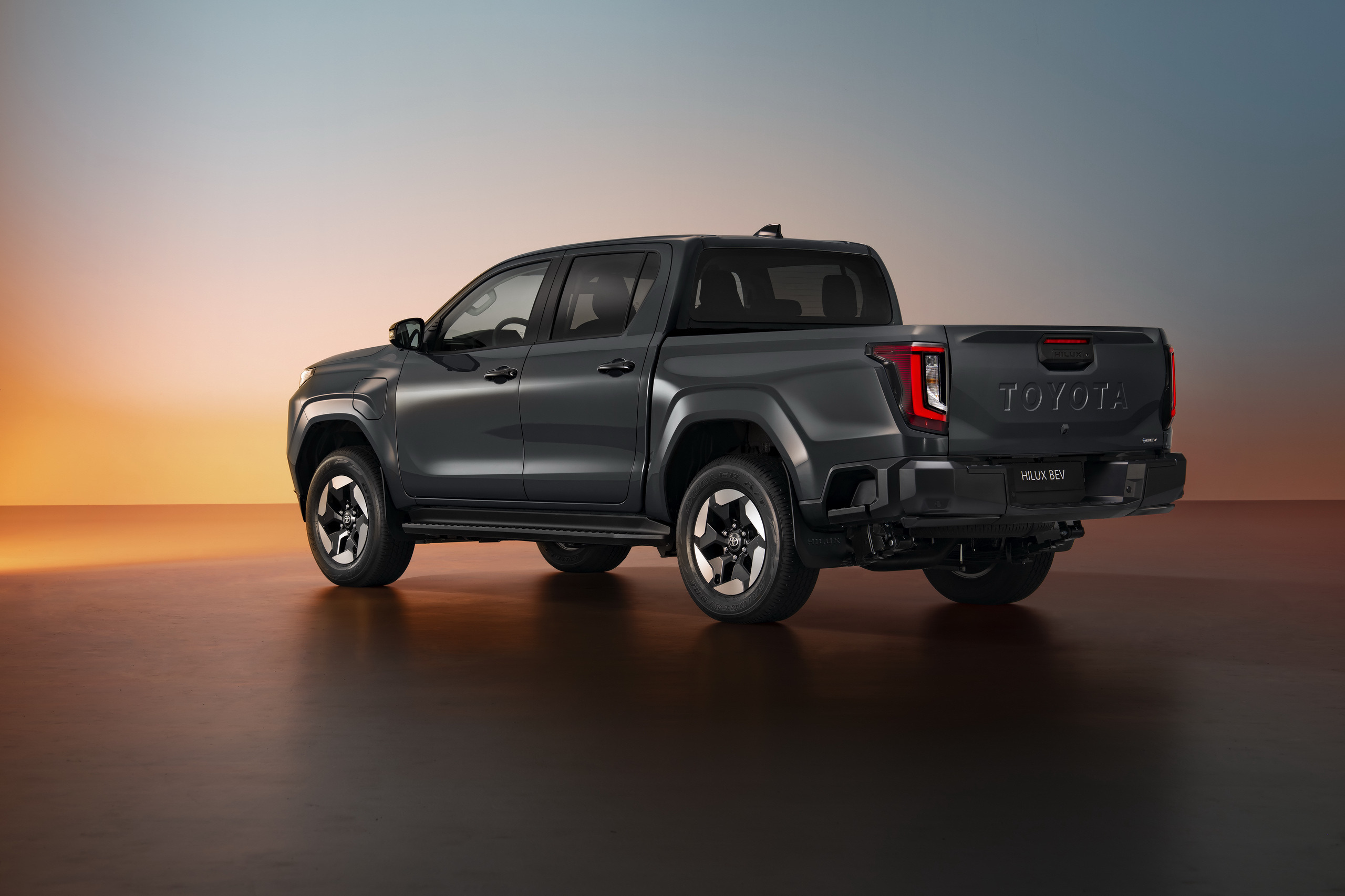 2026-TOYOTA-Hilux-BEV-HERO-4