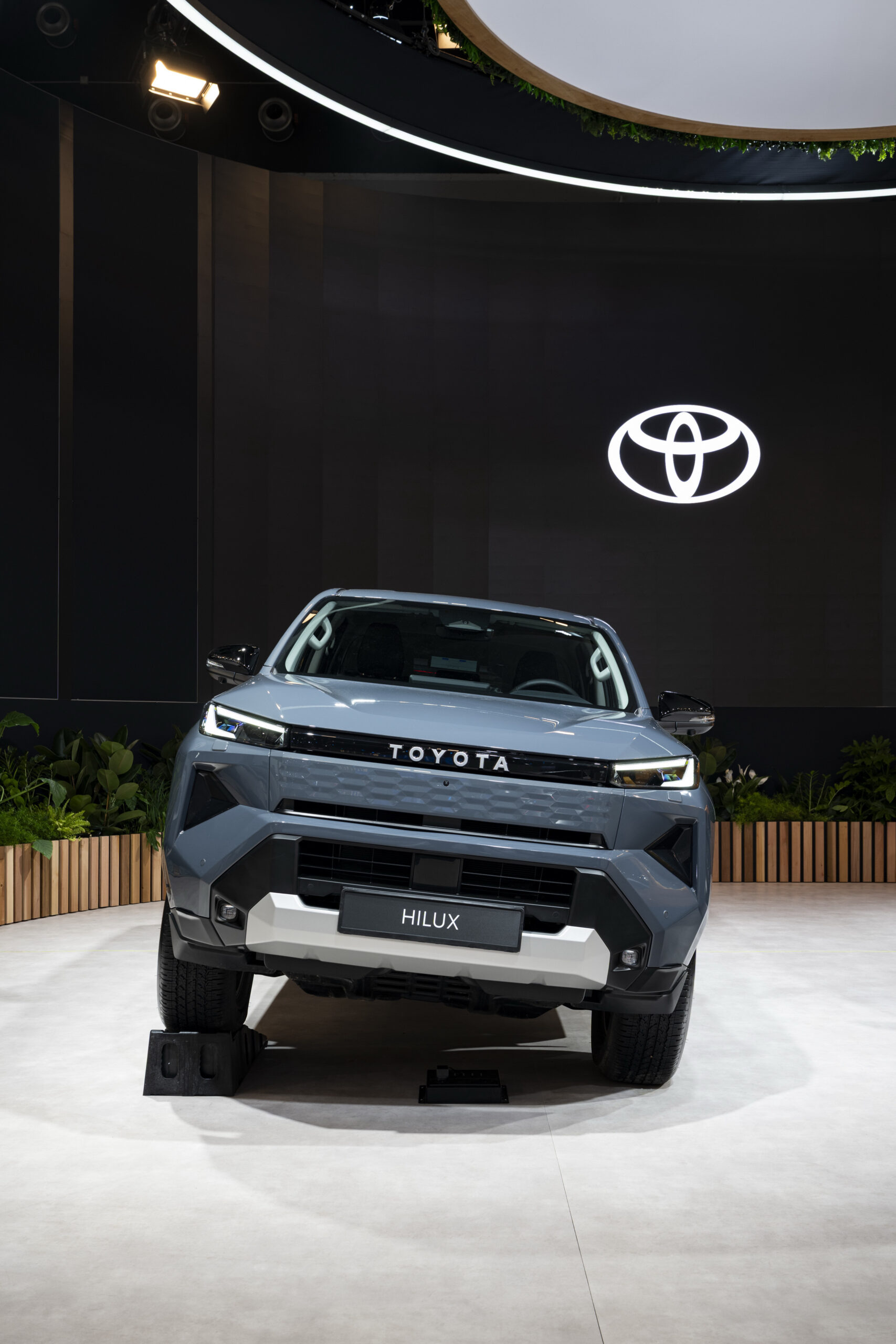 Hilux-BEV-2026_001
