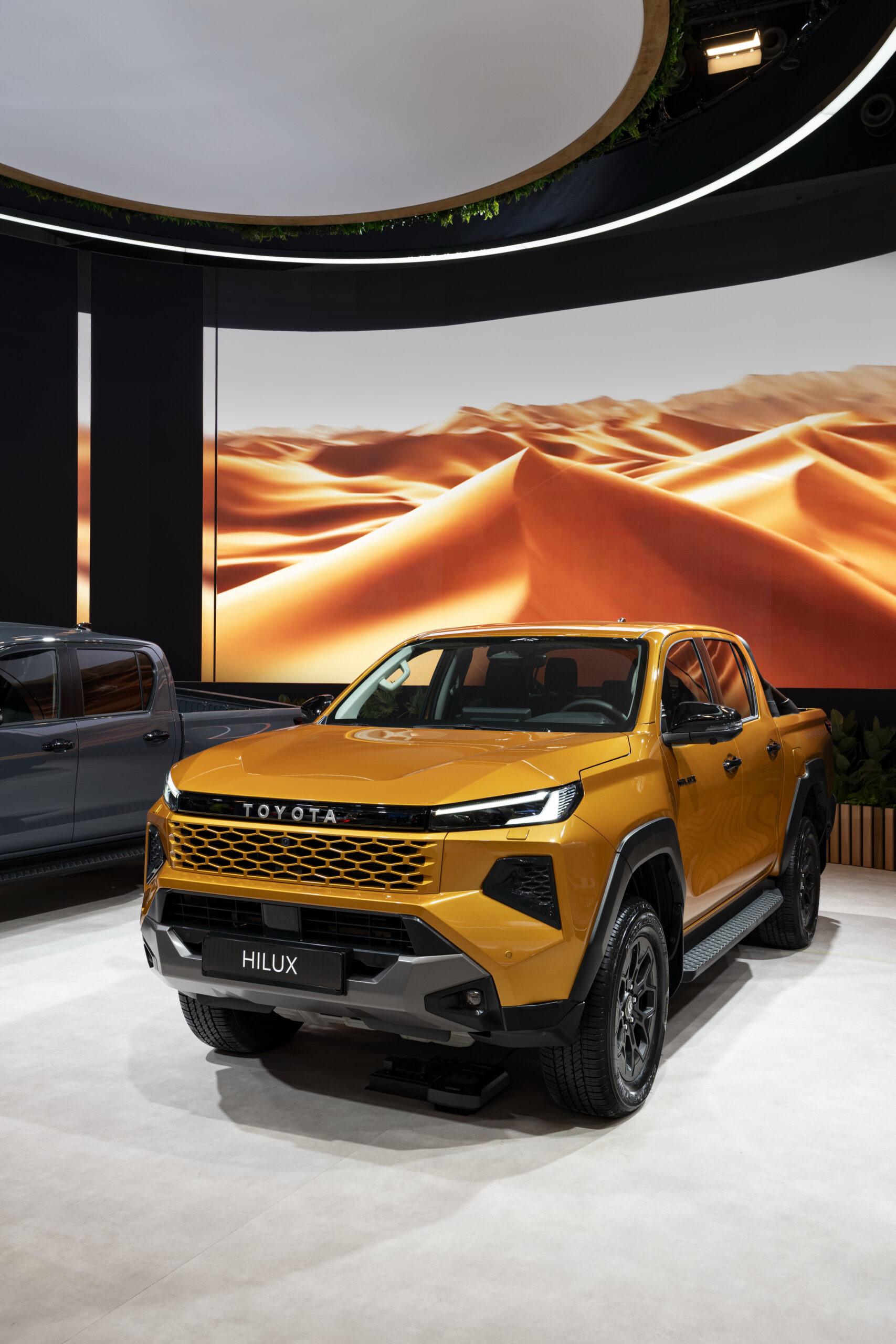 Hilux-Hybrid-48V-2026_005