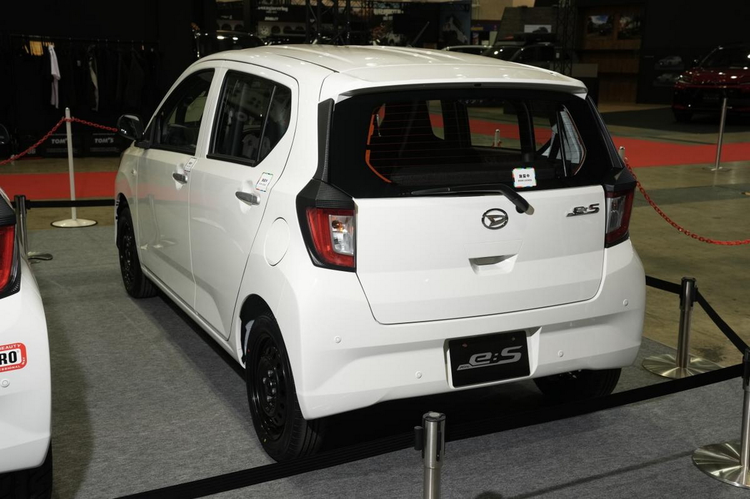 Daihatsu Mira eS by D-Sport Racing (2)