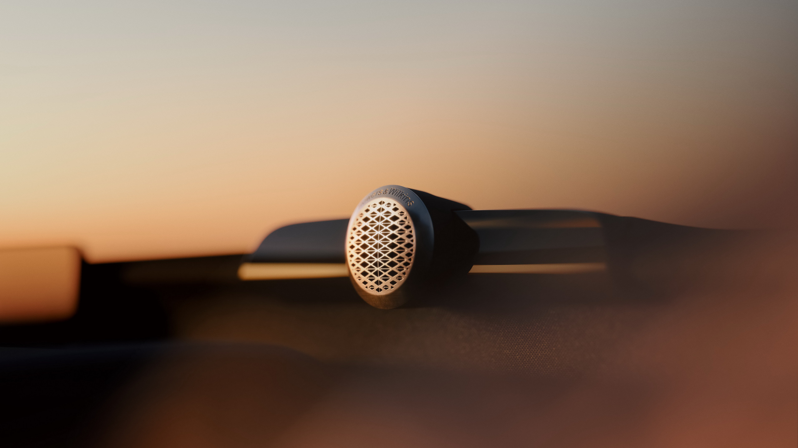 Bowers & Wilkins Tweeter-on-top