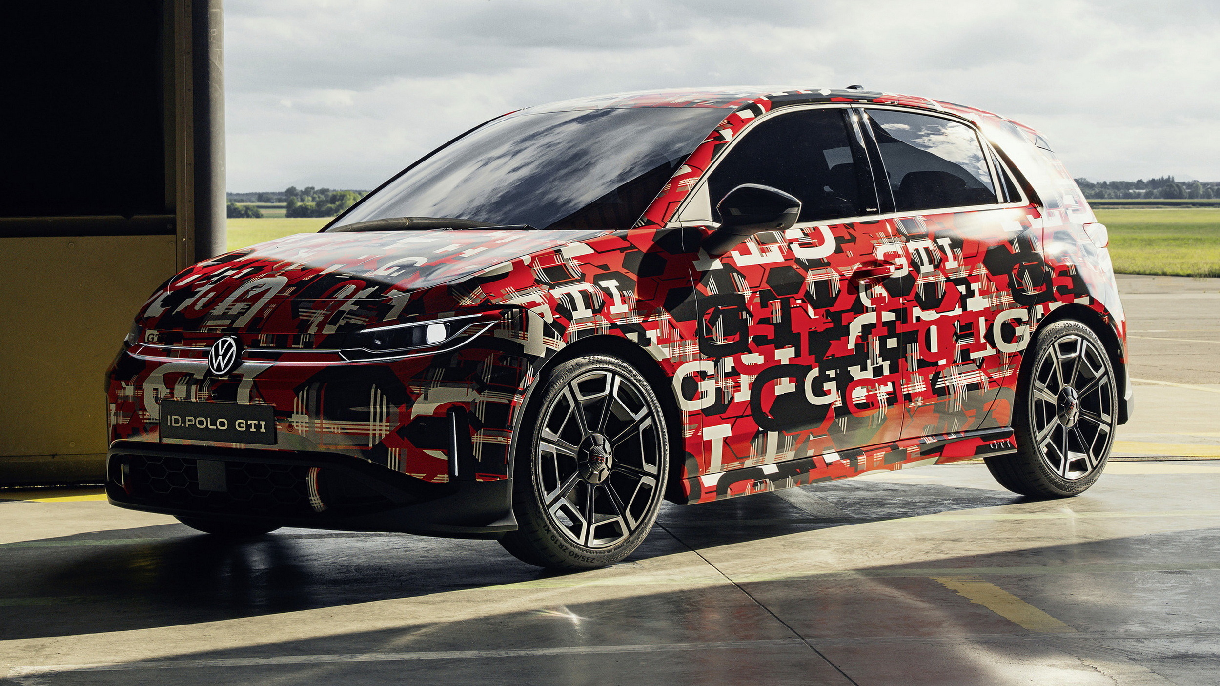 VW ID. Polo GTI Teaser (1) copy