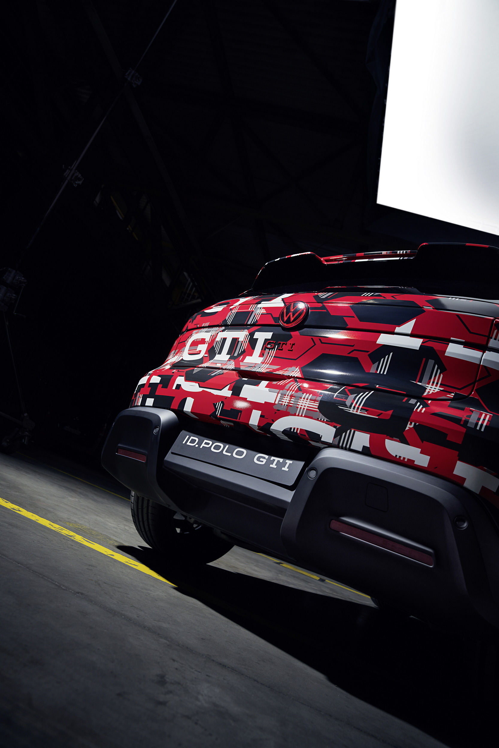 VW ID. Polo GTI Teaser (11)