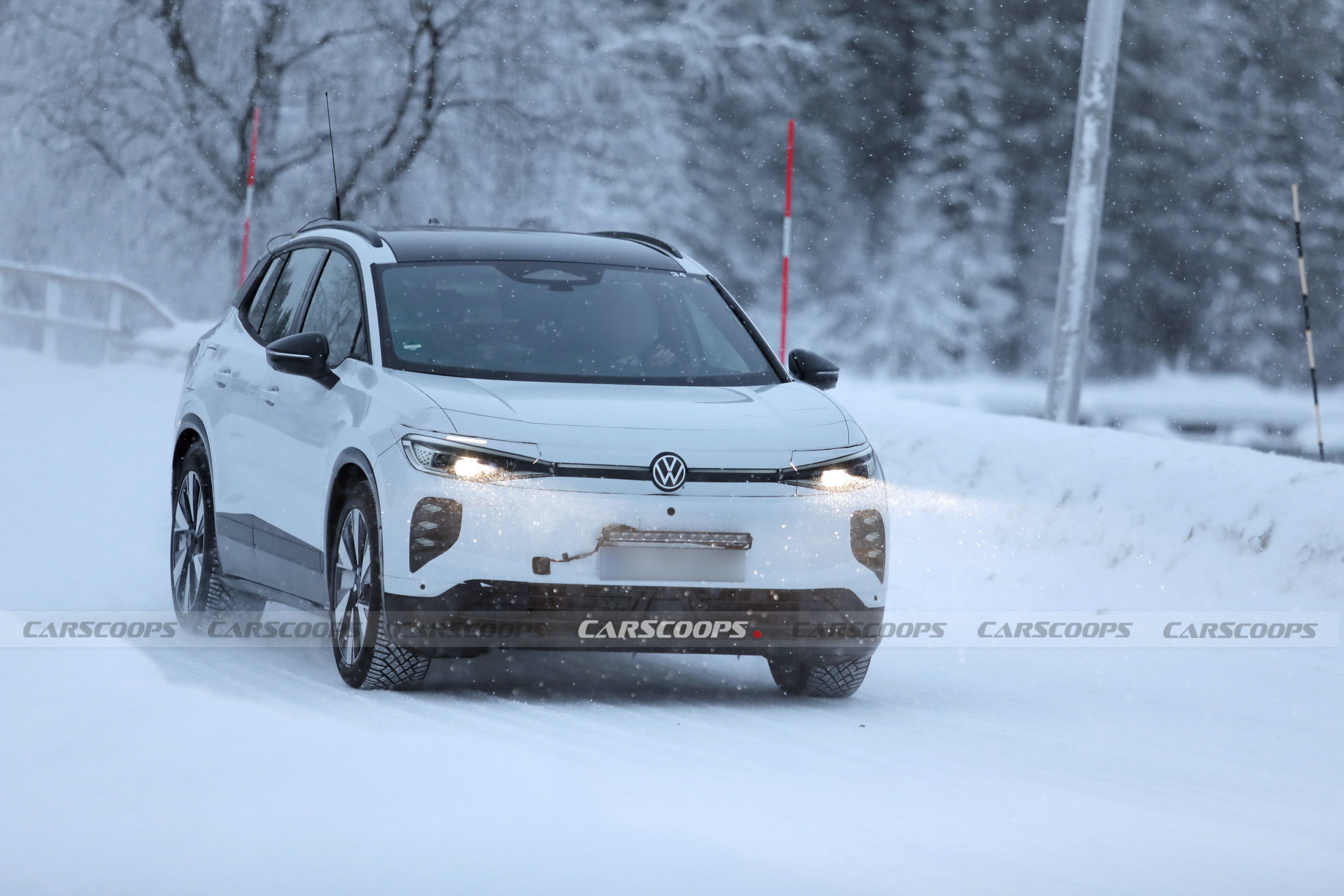 2027 VW ID4 FL 000010