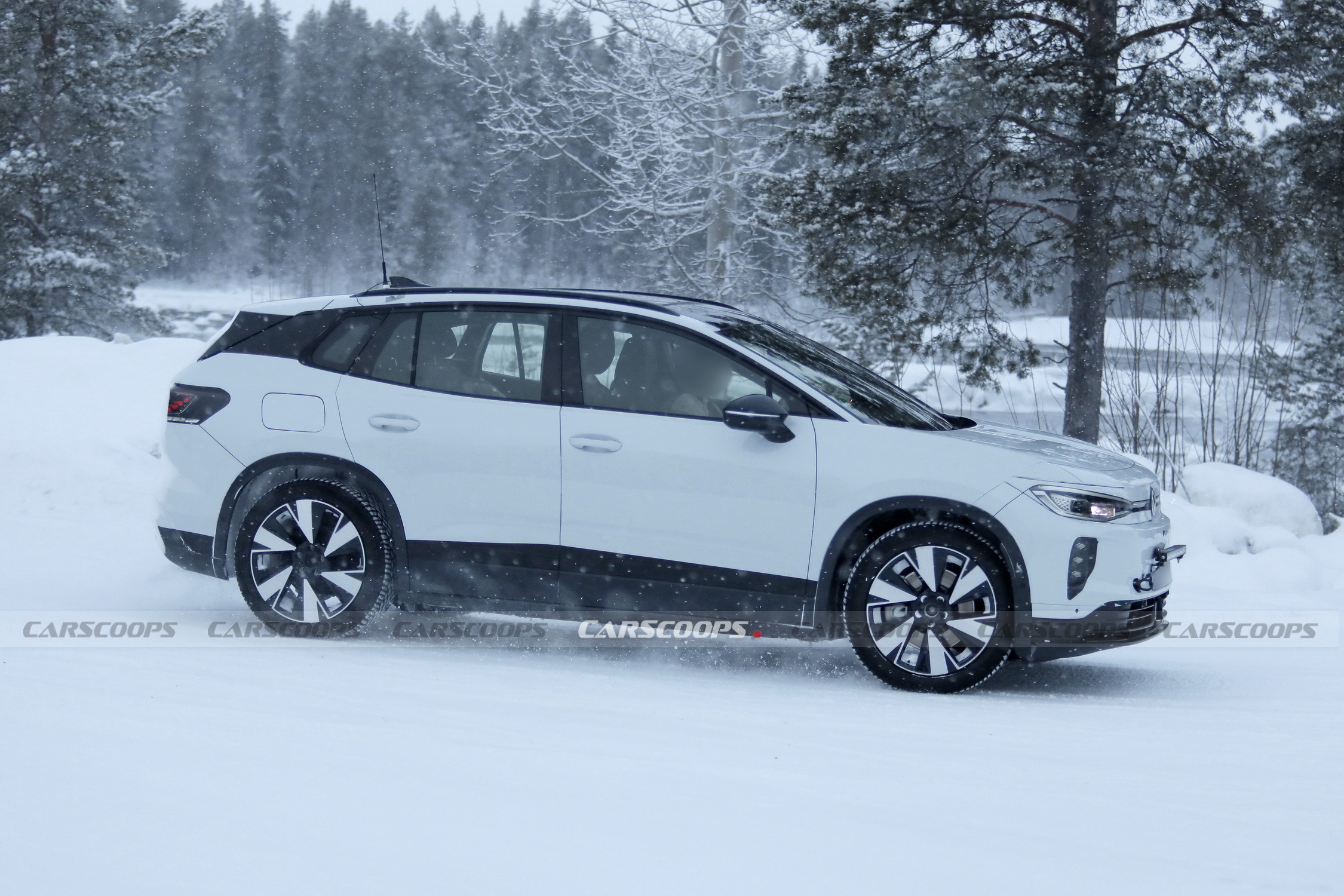2027 VW ID4 FL 000012