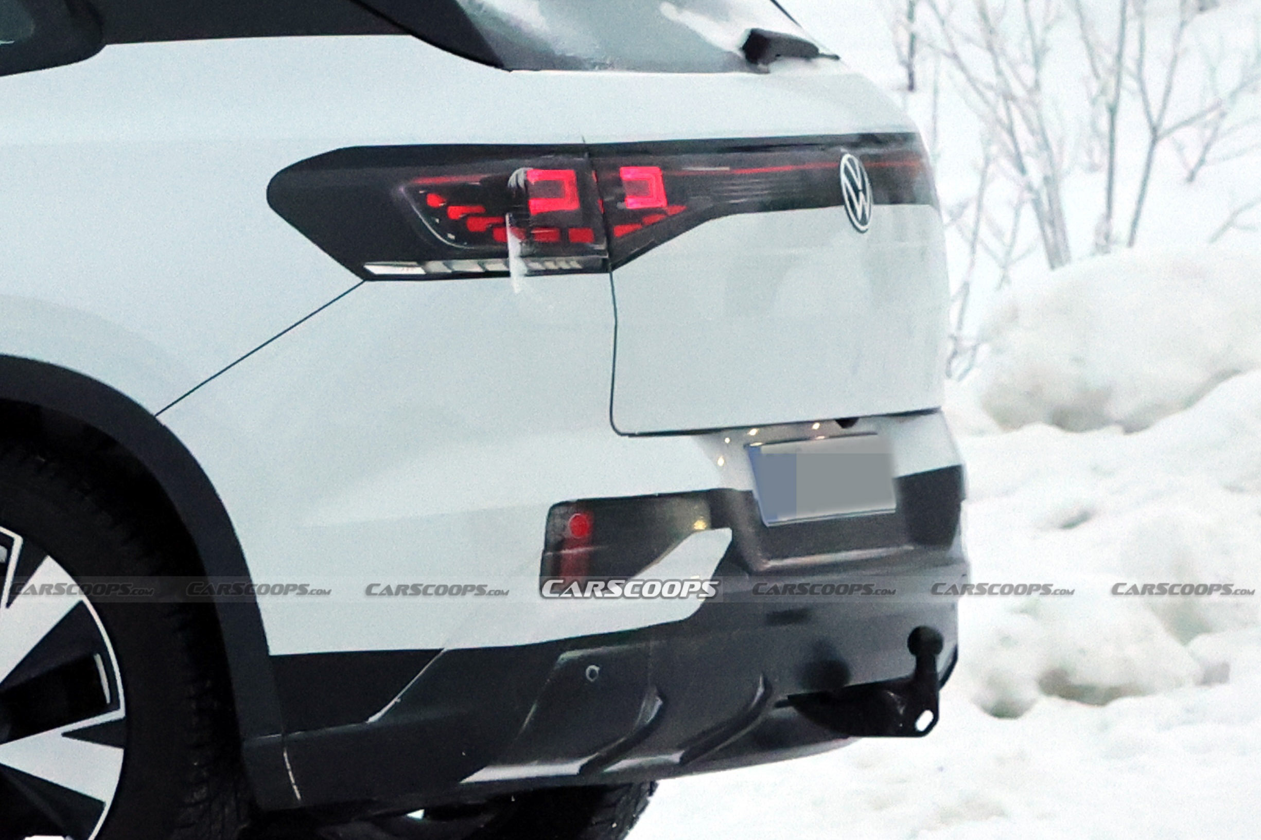 VW ID.4 facelift spy shots 00019