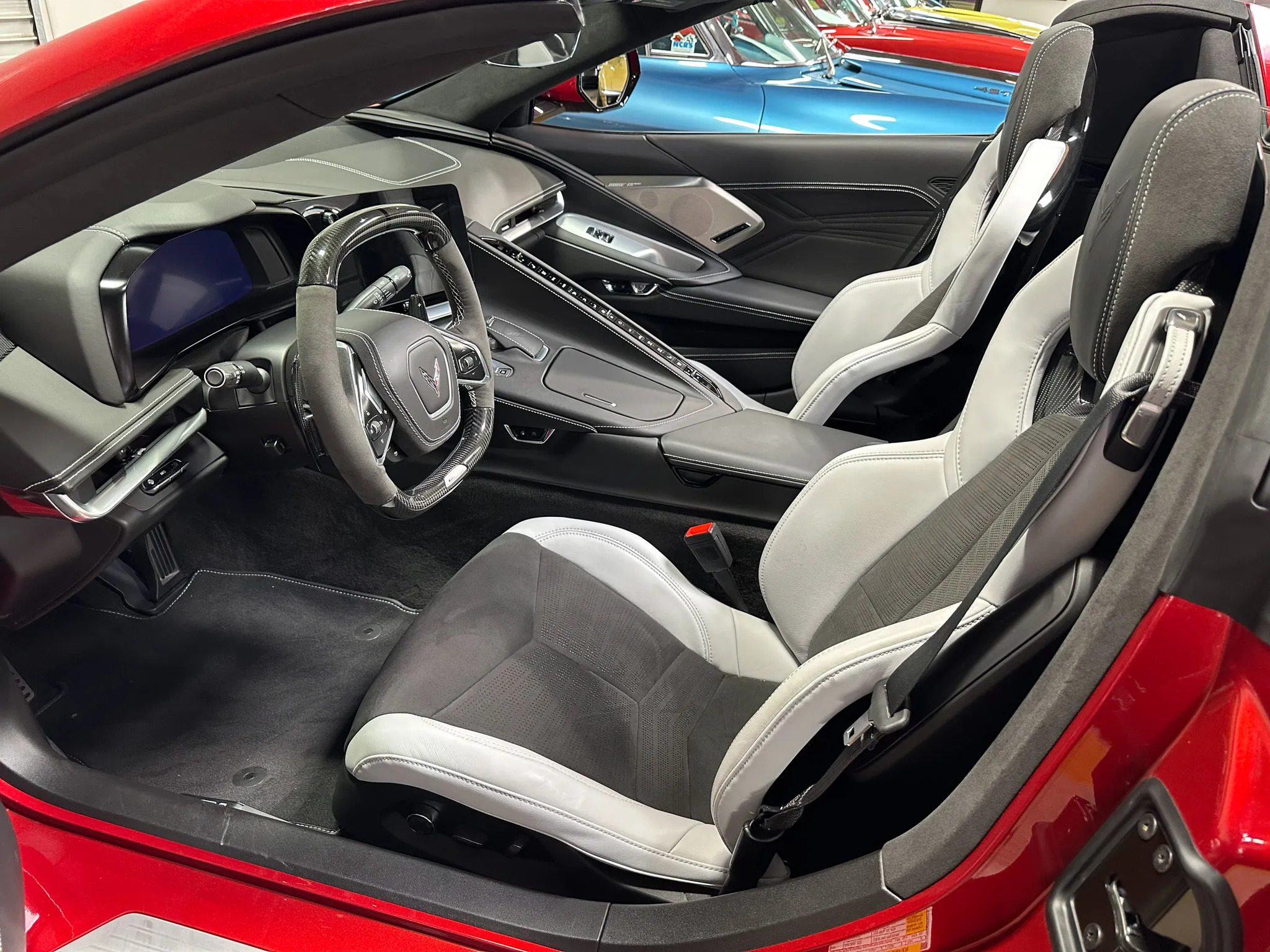 Chevy Corvette E-Ray Auction Result - 36