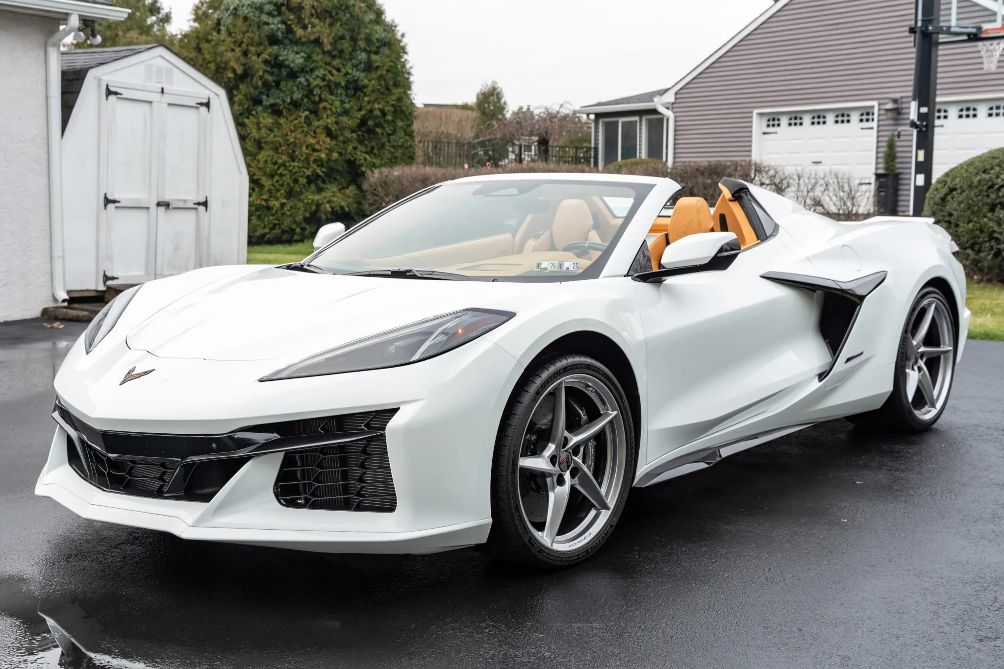 Chevy Corvette E-Ray Auction Result - 8