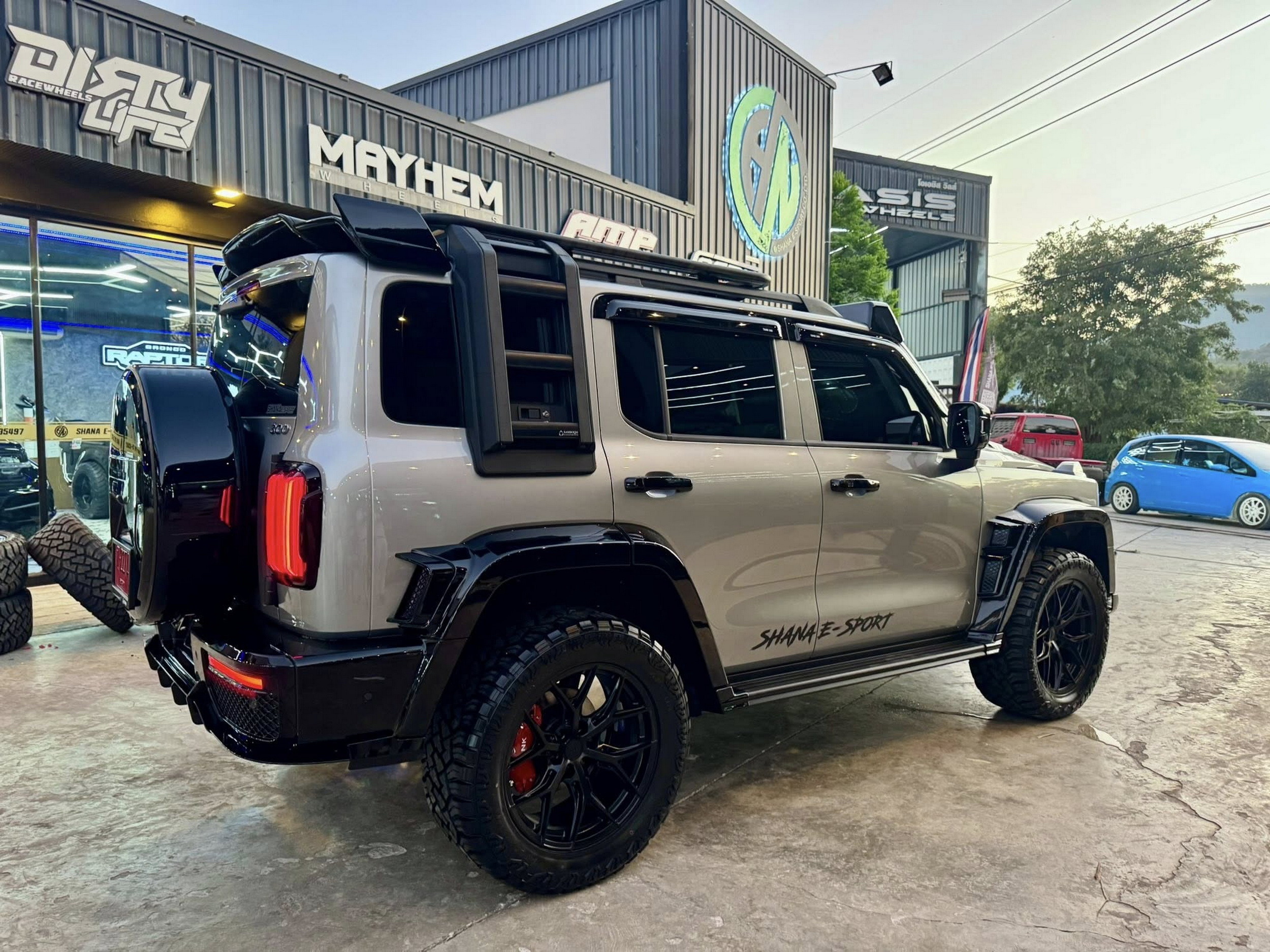 Tank 300 - Mercedes G-Class - Shana E-sport (10)