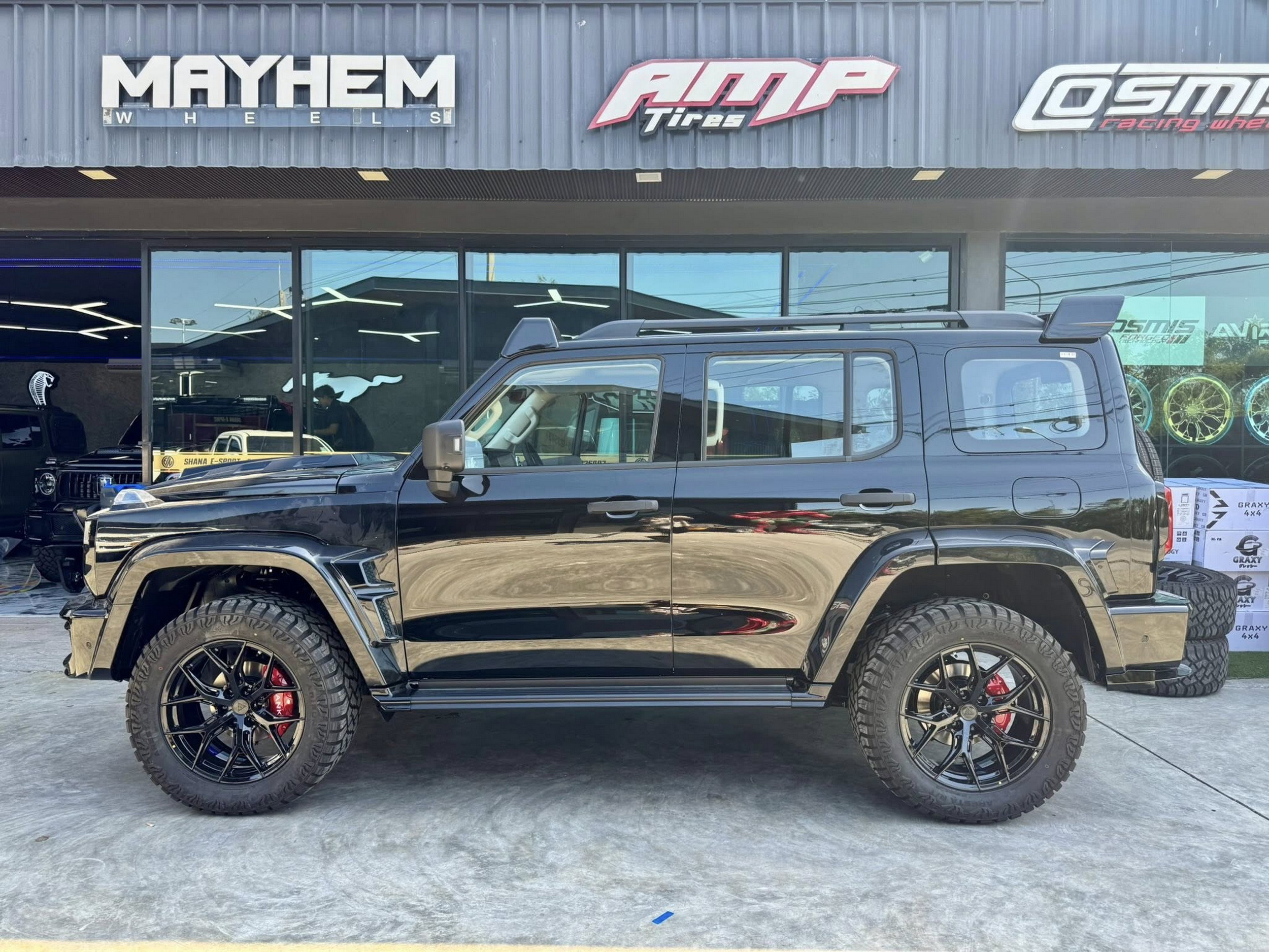 Tank 300 - Mercedes G-Class - Shana E-sport (14)