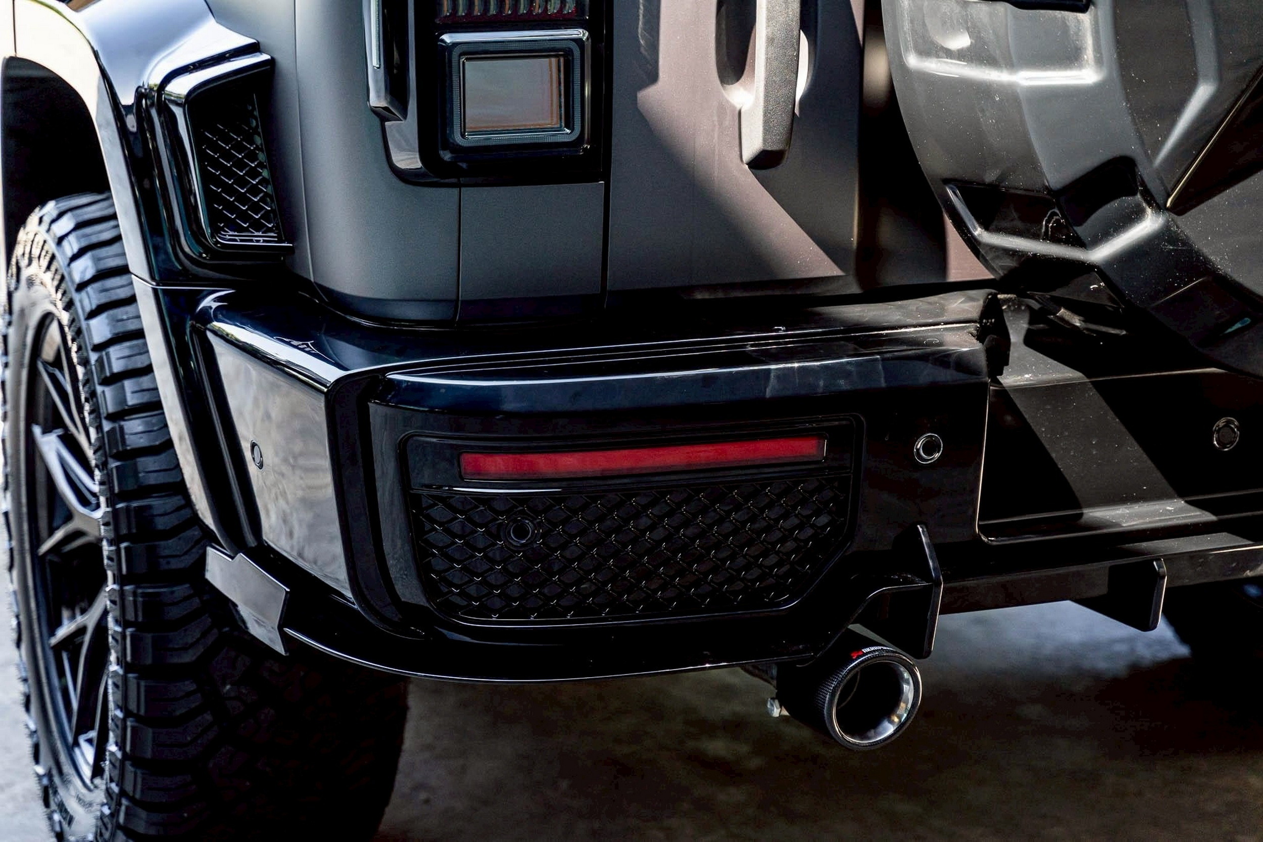 Tank 300 - Mercedes G-Class - Shana E-sport (7)