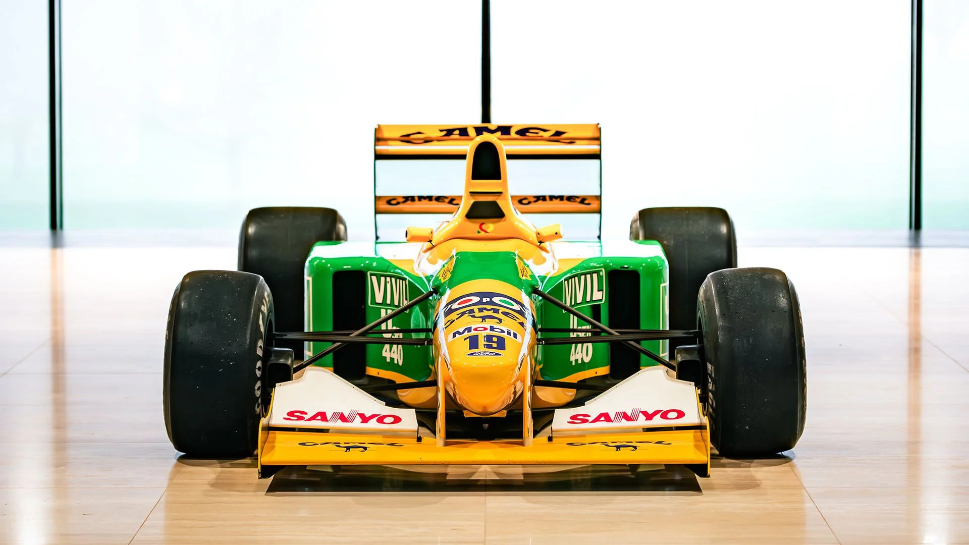 Michael Schumacher Benetton F1 - 4
