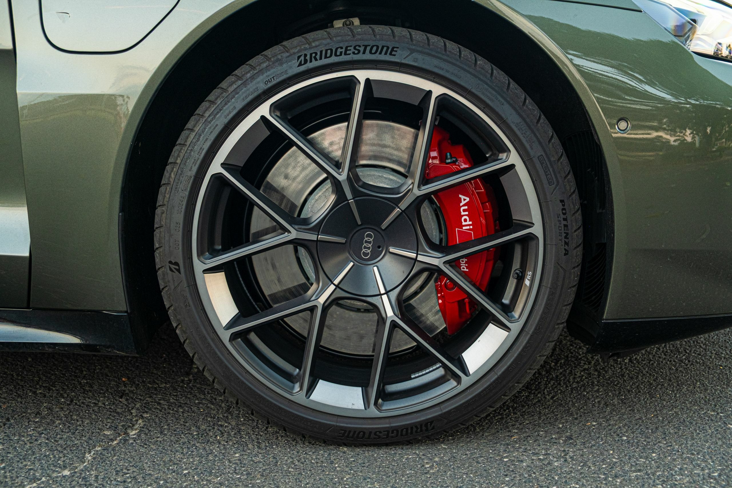 Audi RS e-tron GT Performance Review - 13